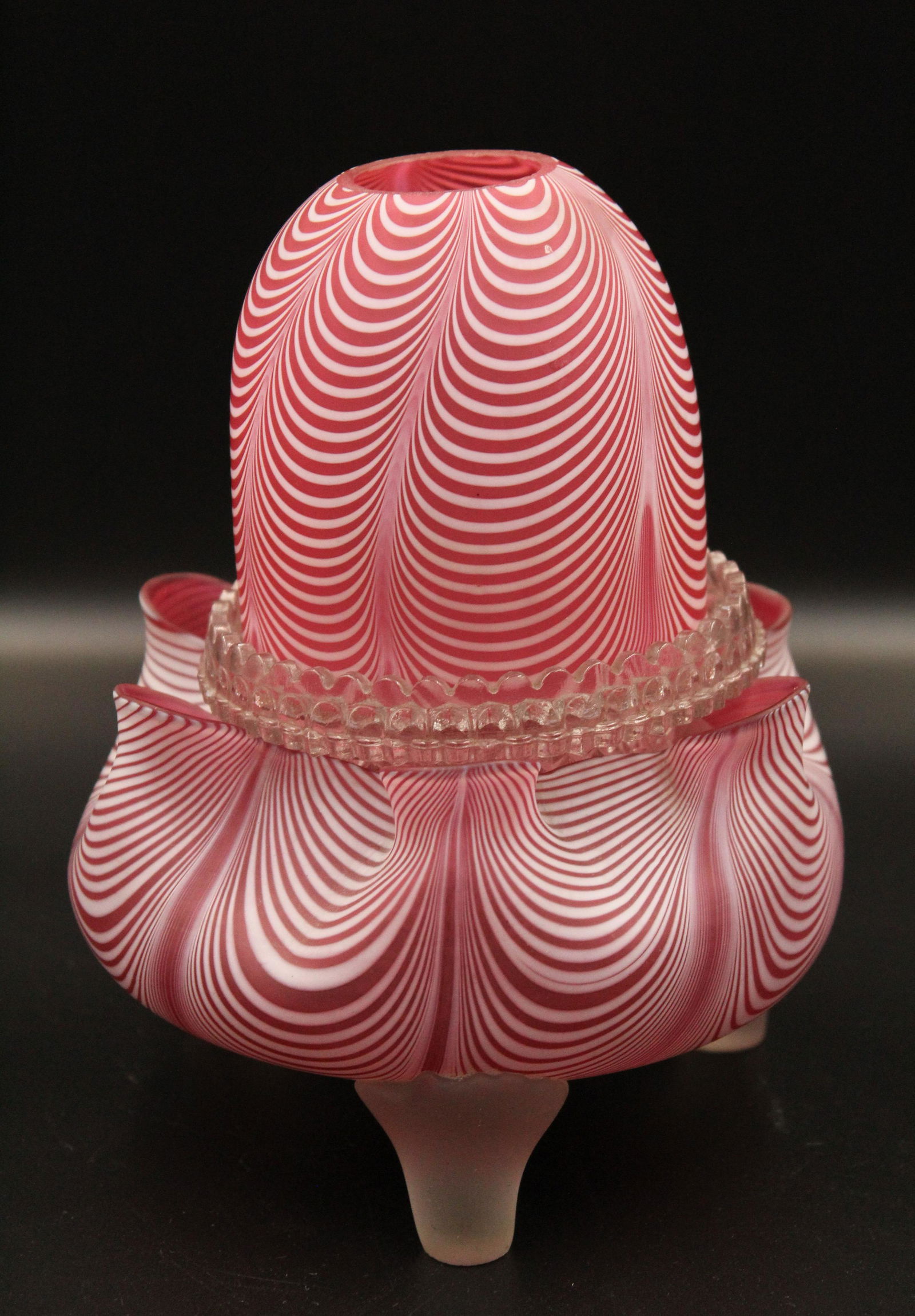 Victorian Cranberry Nailsea glass Fairy Lamp (1 of 4)
