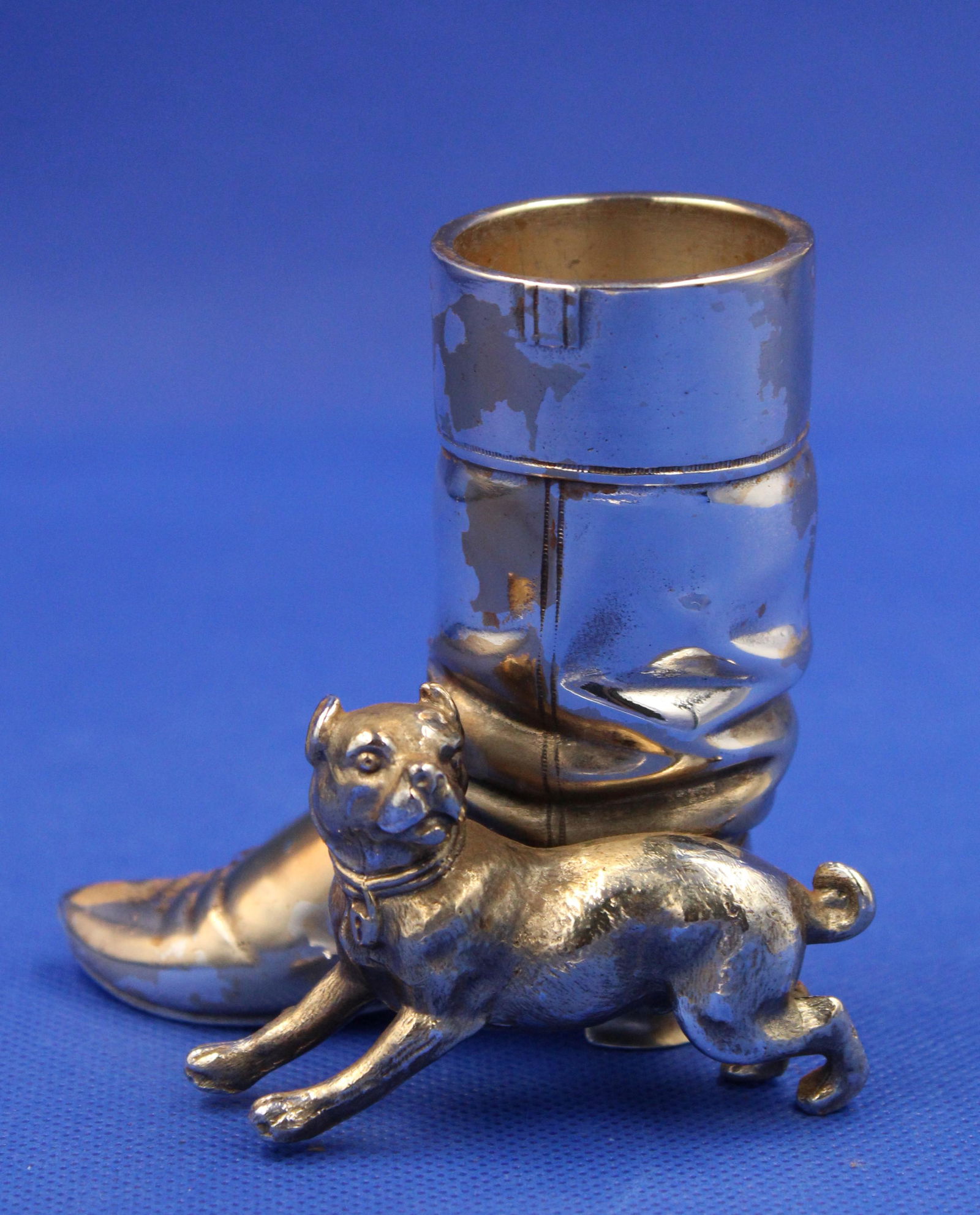 Meriden Silverplate Dog w/ Boot Toothpick (1 of 3)