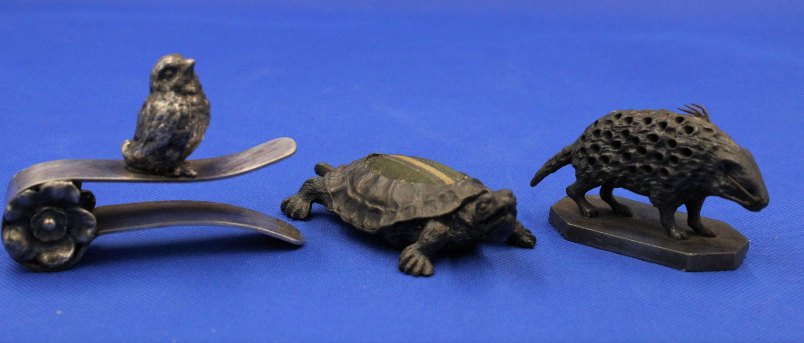 3 pc Lot Victorian Silverplate Tufts, Meriden (1 of 5)