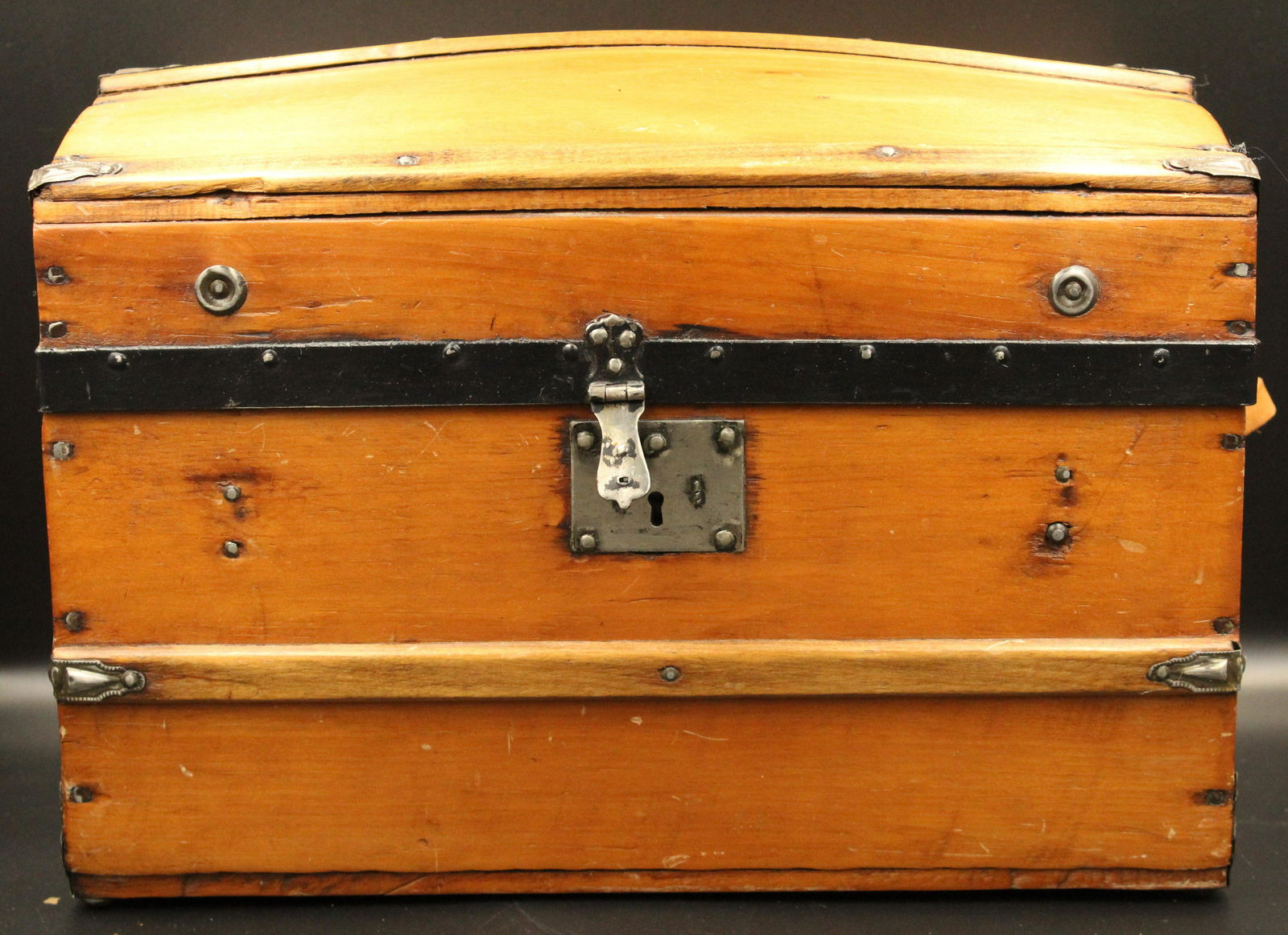 Victorian Antique Child's Toy Doll Chest (1 of 8)