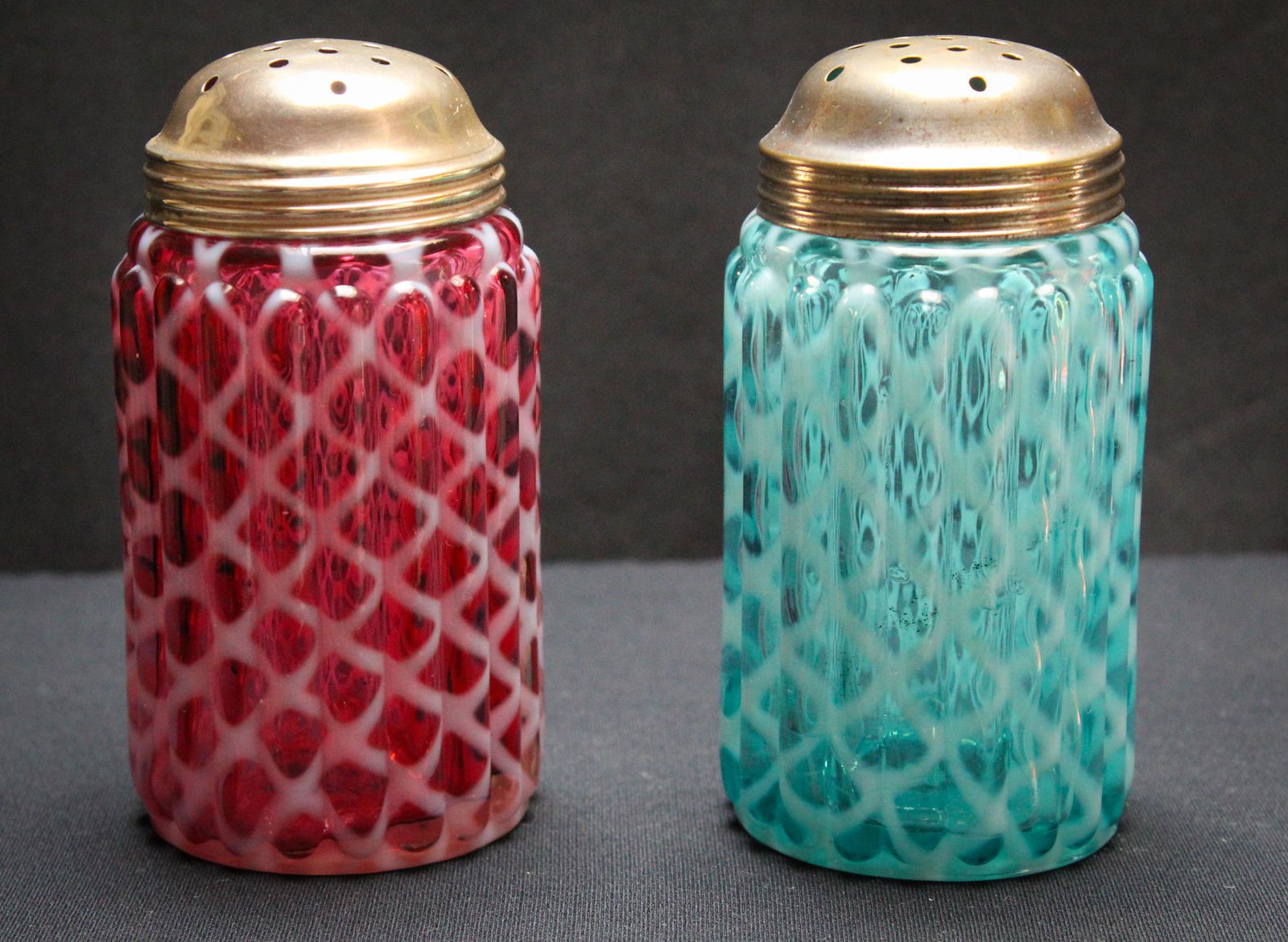 Lot of 2 Northwood Ribbed opalescent Lattice Sugar (1 of 2)