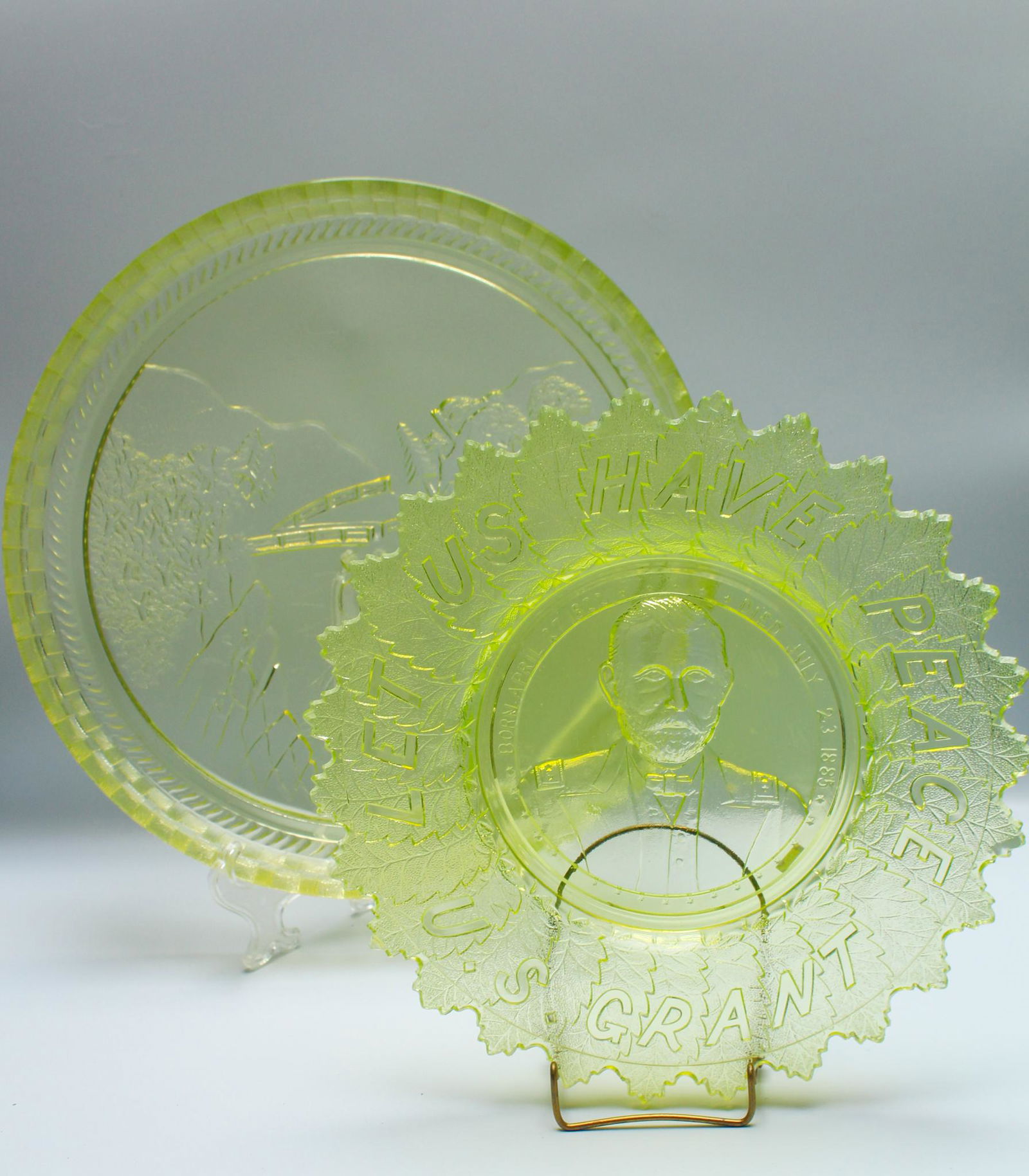Lot 2 Pcs Vaseline Victorian Novelty Historical Glass (1 of 5)
