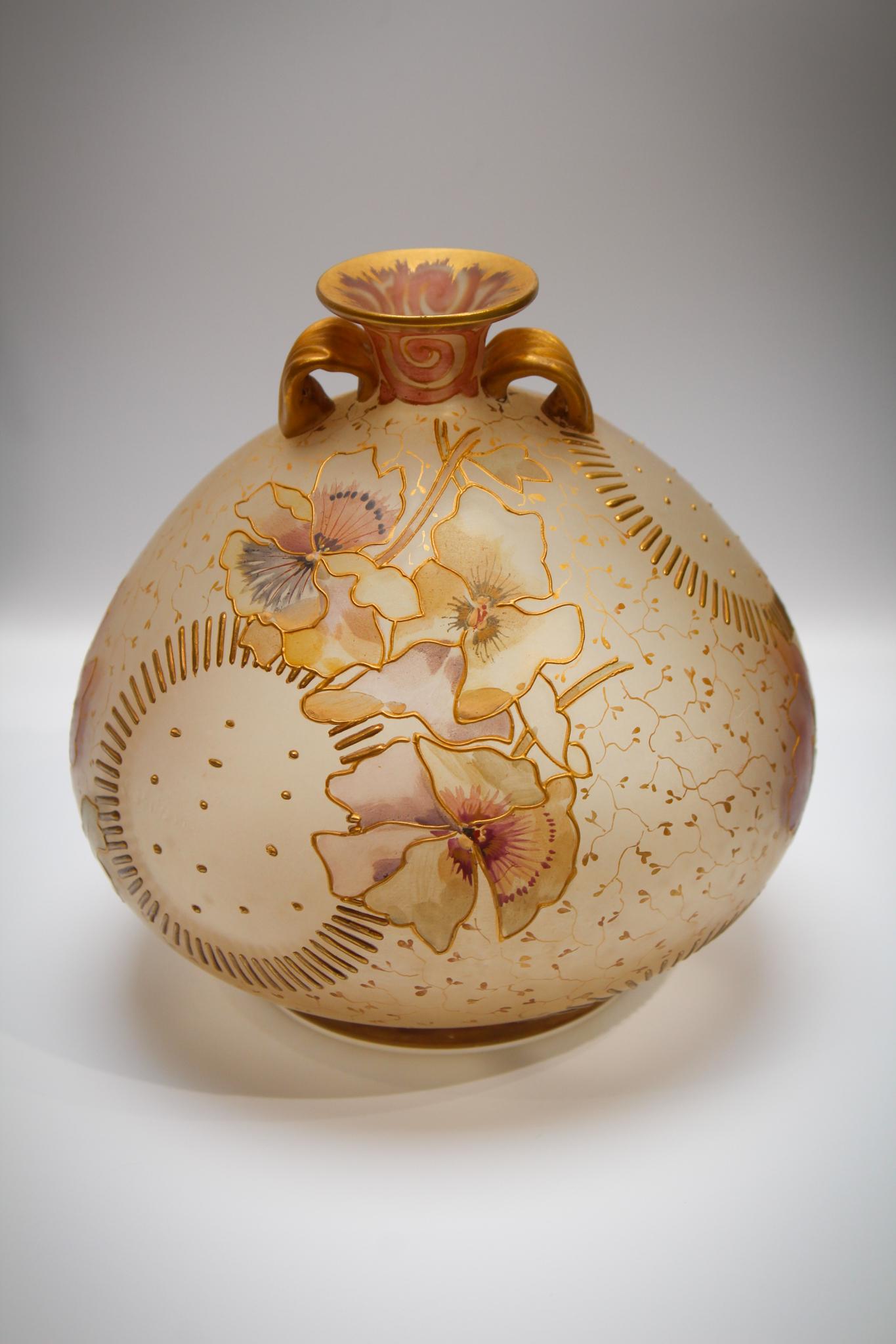 Mt. Washington Glass Royal Flemish Pansy Squat Vase (1 of 6)