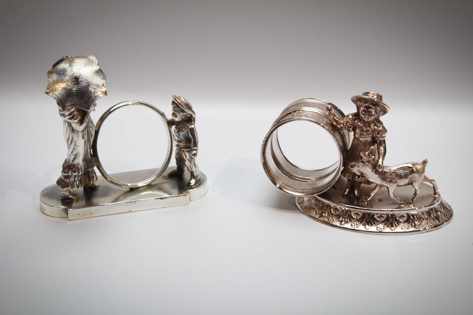 Lot 2pcs Kate Greenaway Silverplate Napkin Rings (1 of 6)