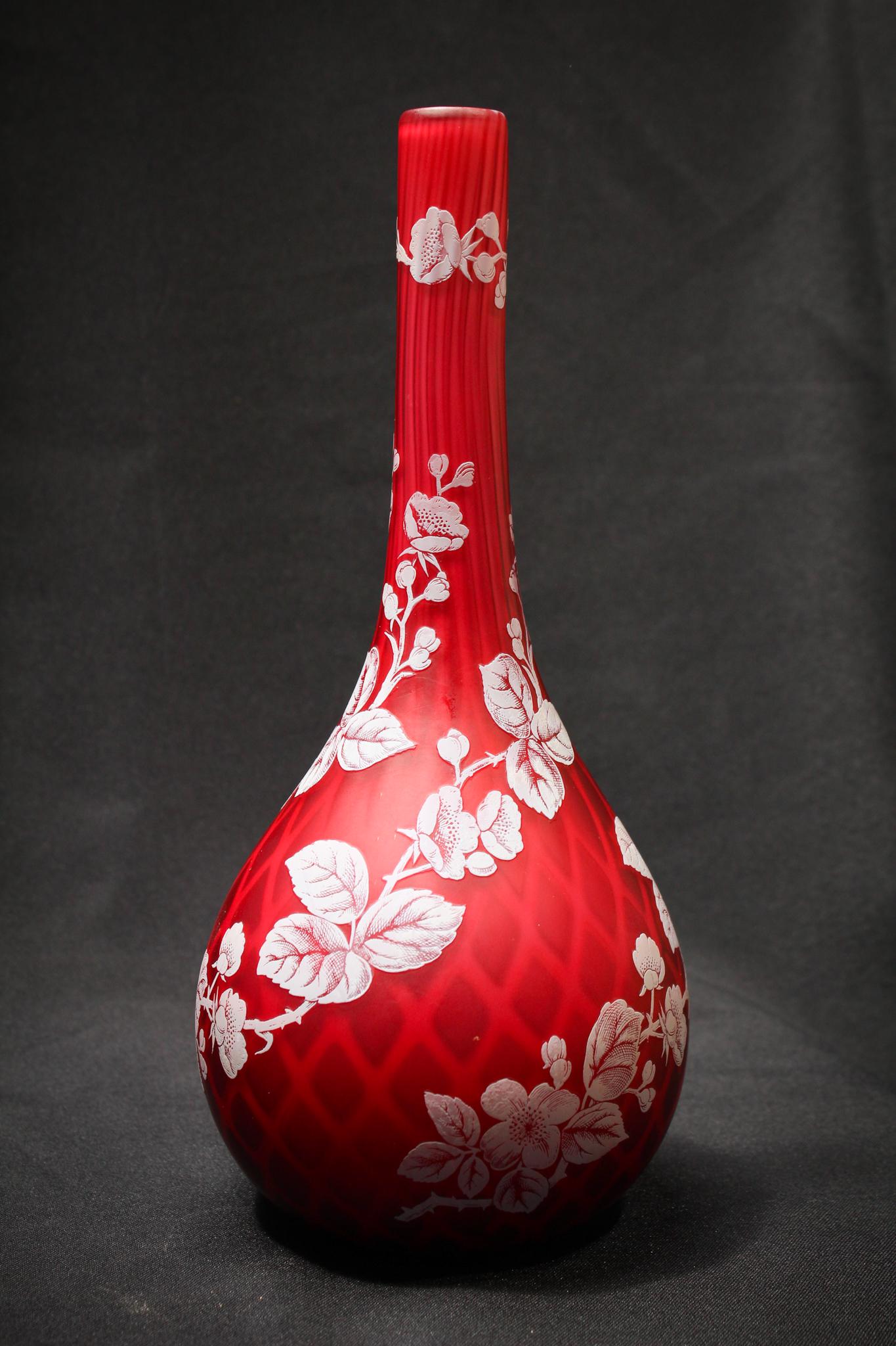 Stevens & Williams Cameo Mother of Pearl Satin Glass (1 of 6)