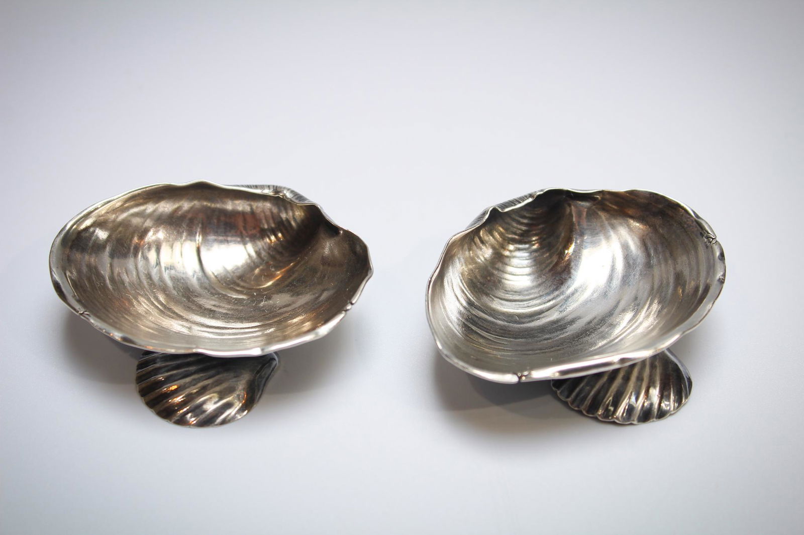 2 Gorham Sterling Silver Open Salts CA1900 (1 of 5)