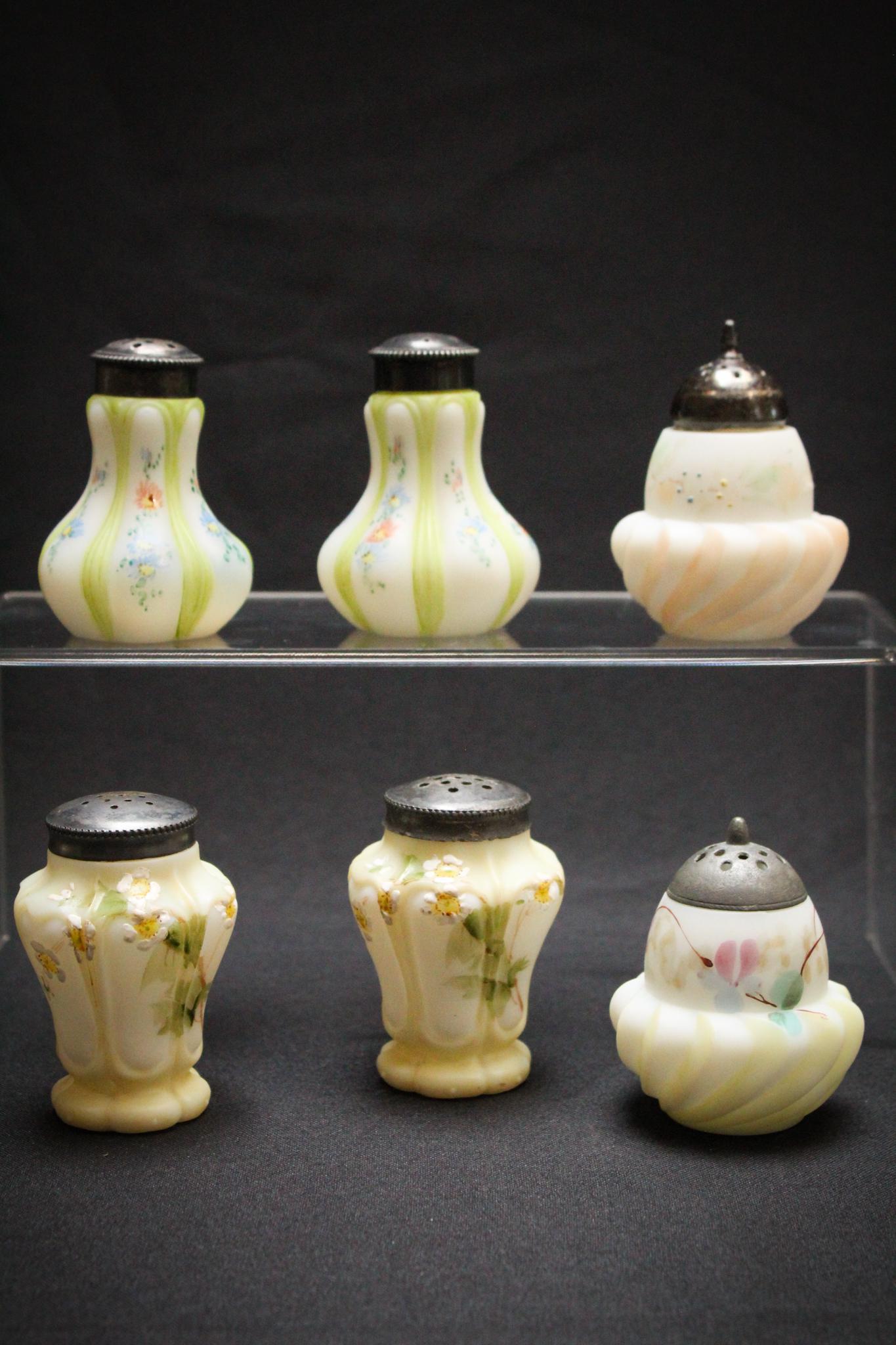 3 prs Mt Washington Victorian Glass Salt Shakers (1 of 3)