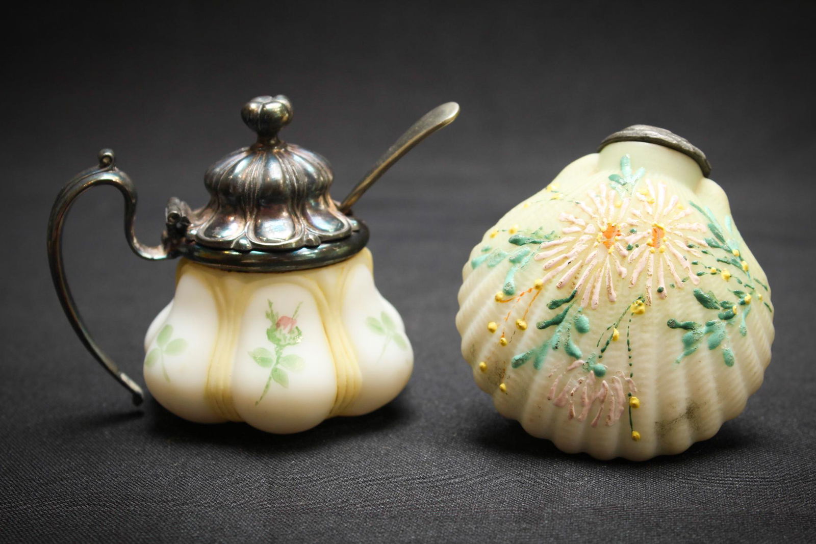 Mt. Washington Glass Cockleshell Salt Shaker & Mustard (1 of 5)