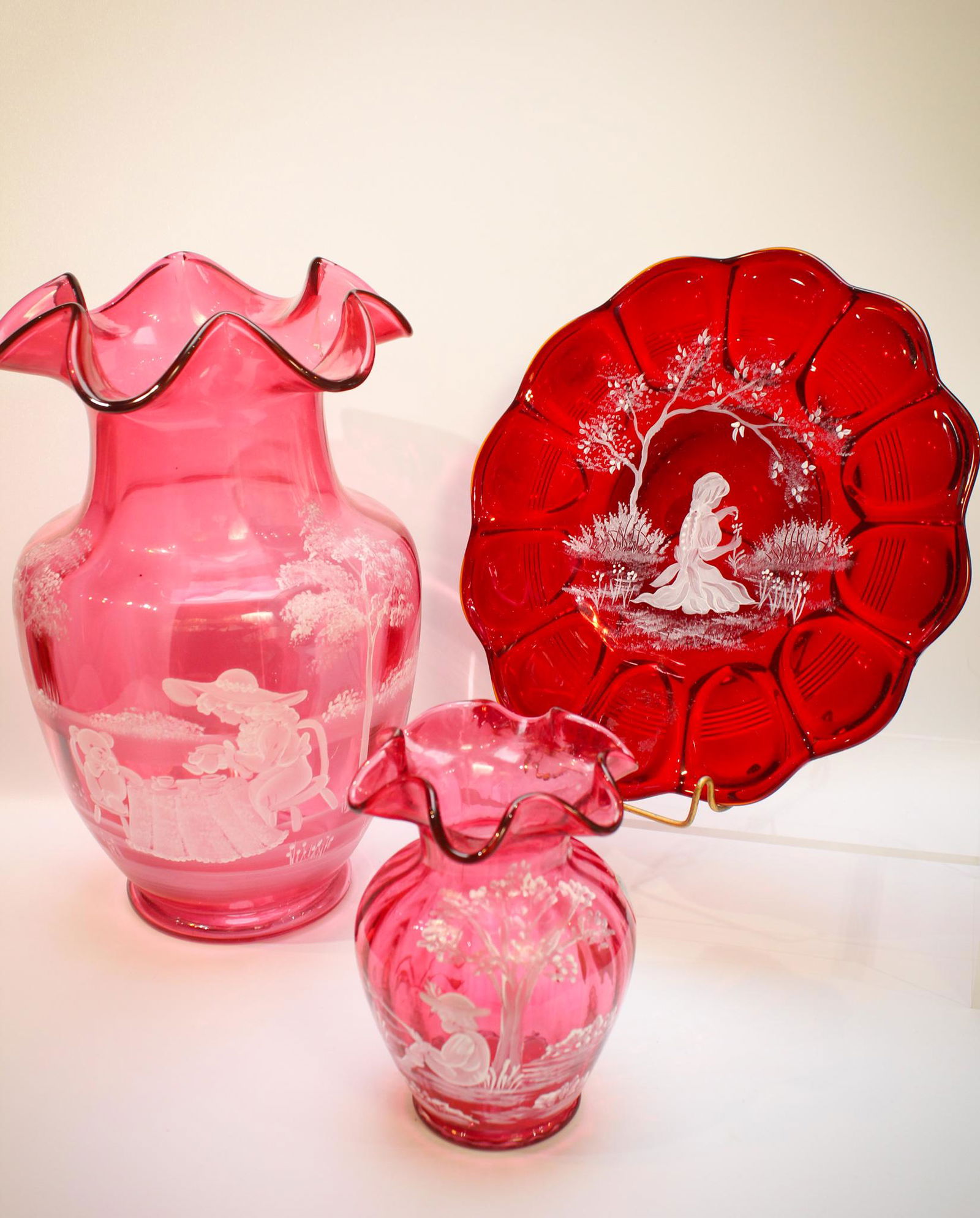 3 pc Lot Fenton Cranberry Mary Gregory Glass (1 of 9)