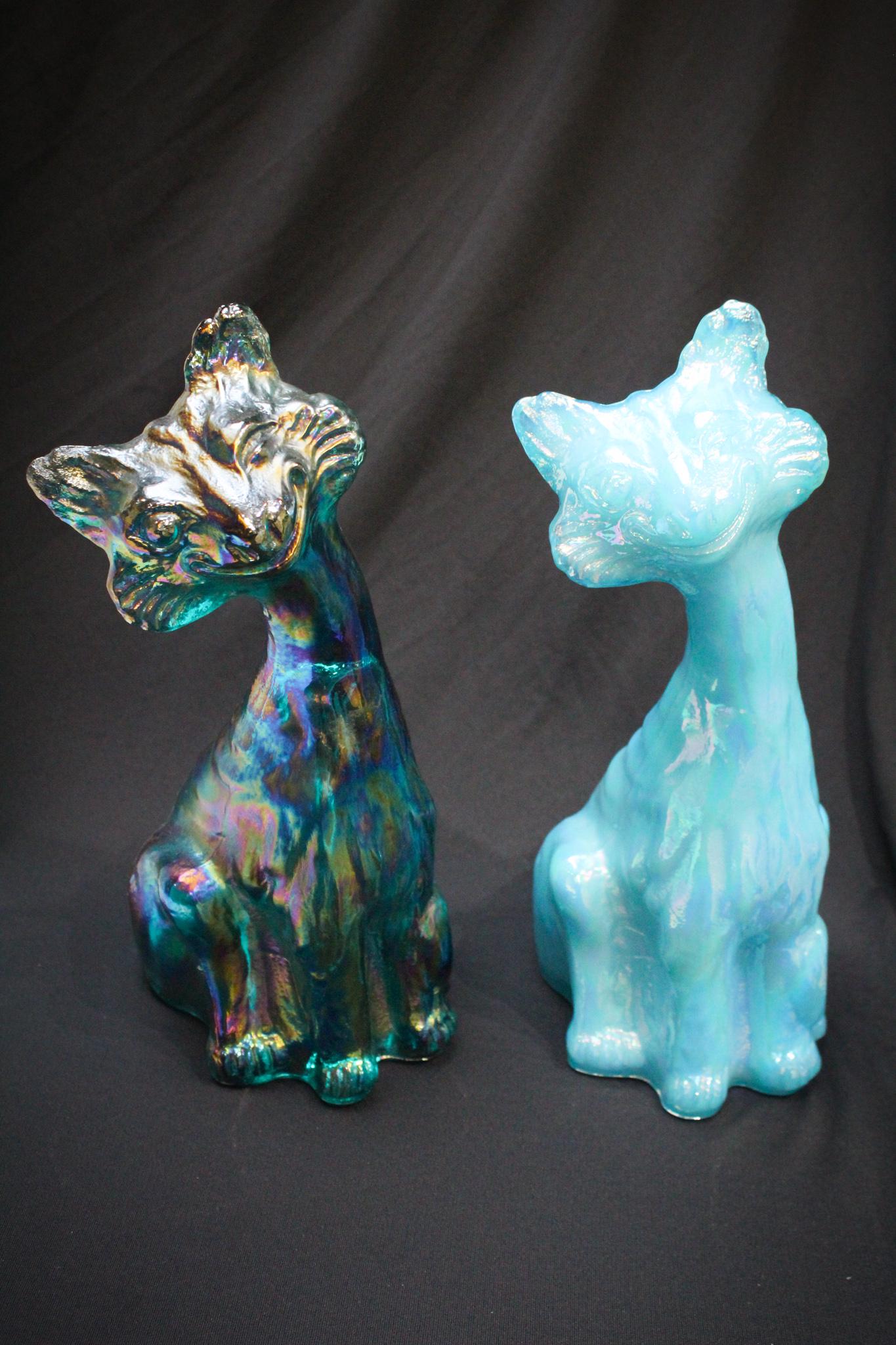 2 pc Lot Fenton Carnival Alley cats (1 of 7)
