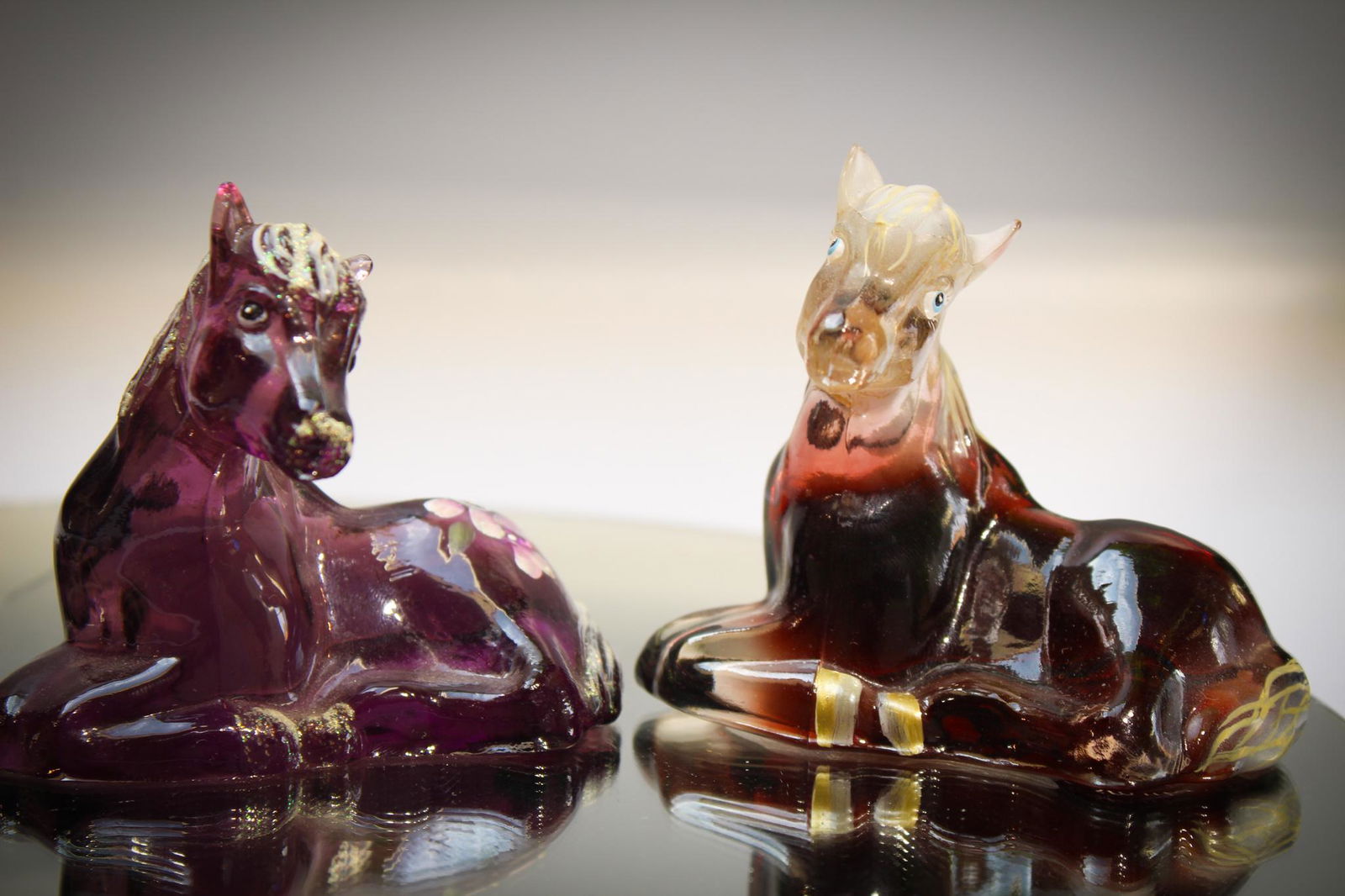 2 Pc Lot Fenton Horse Pony figurines (1 of 9)