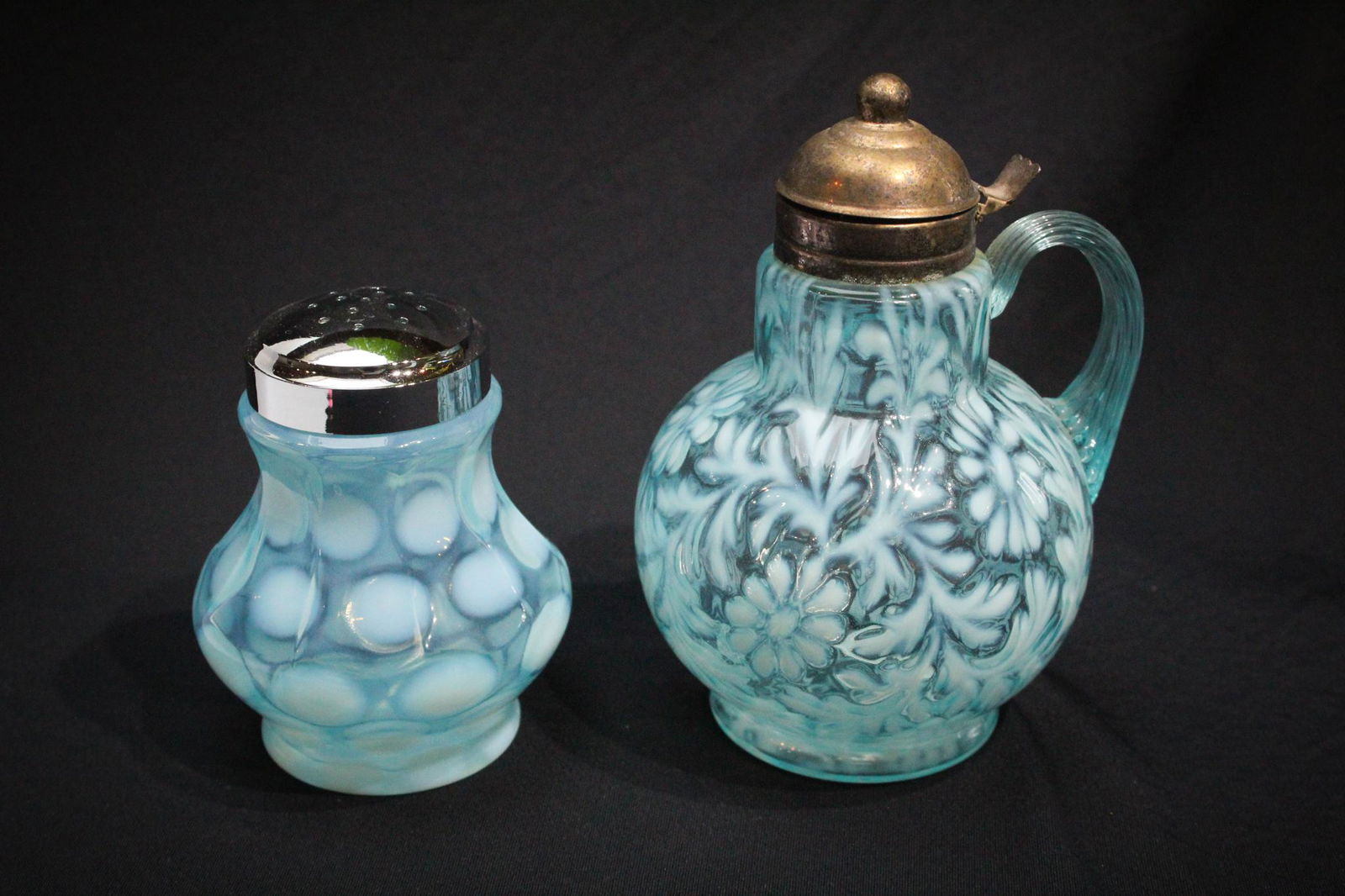 Lot 2 pcs Fenton Glass Opalescent Glass (1 of 6)