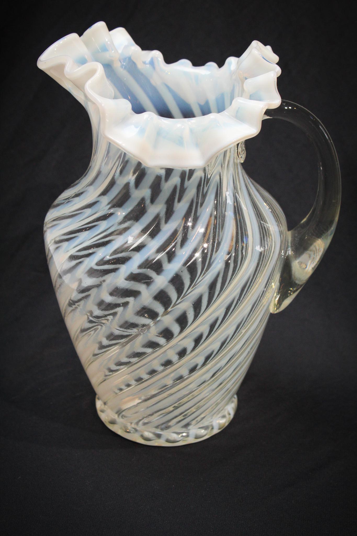 Jefferson Opalescent Swirl Victorian water pitcher (1 of 5)
