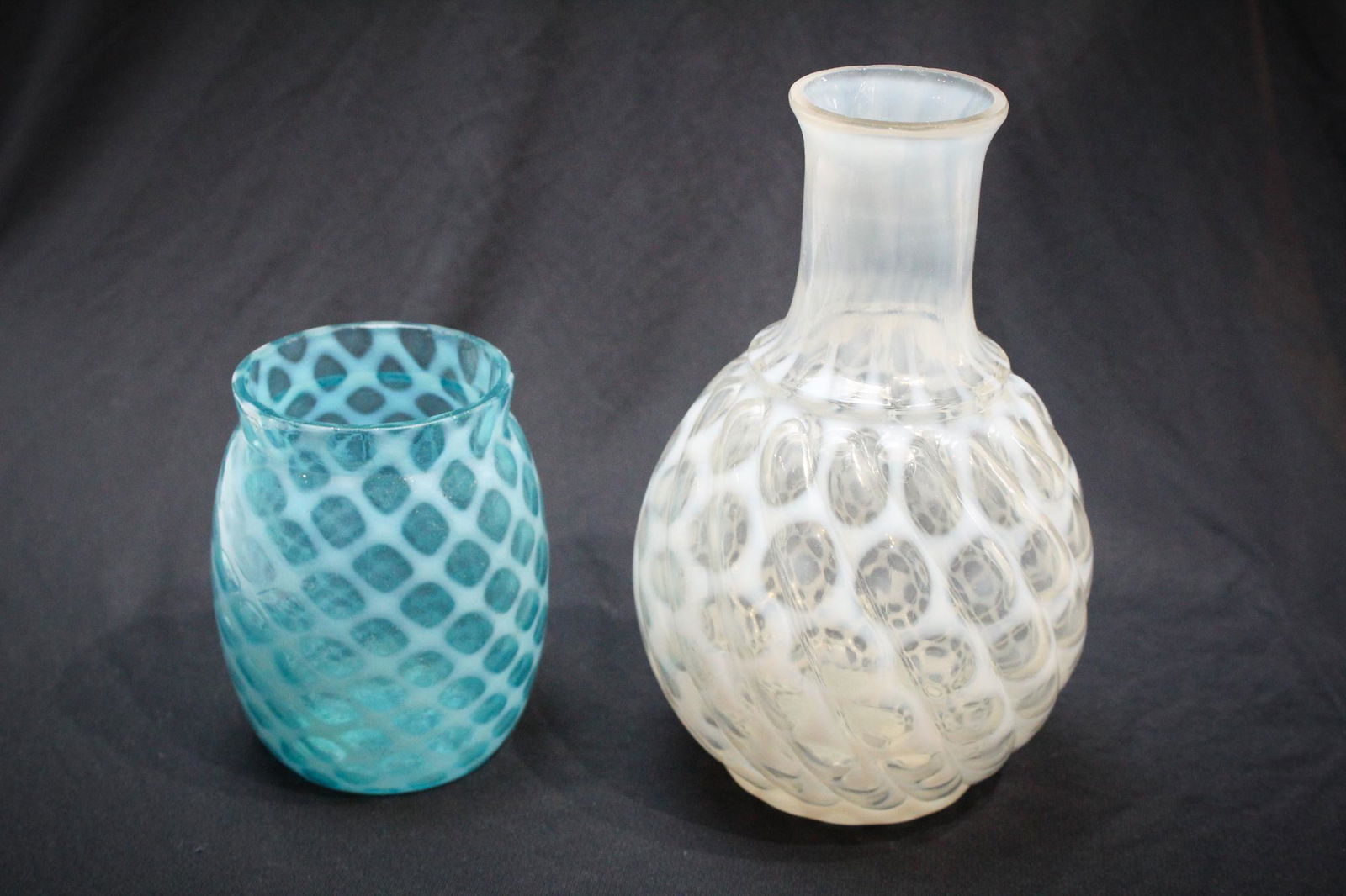 Lot 2pcs Victorian Opalescent Glass (1 of 6)