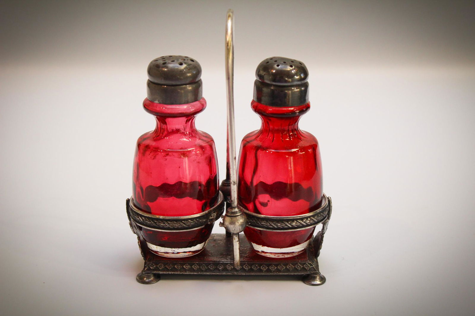 Cranberry Victorian Barbour Silverplate Salt Shaker pr. (1 of 3)