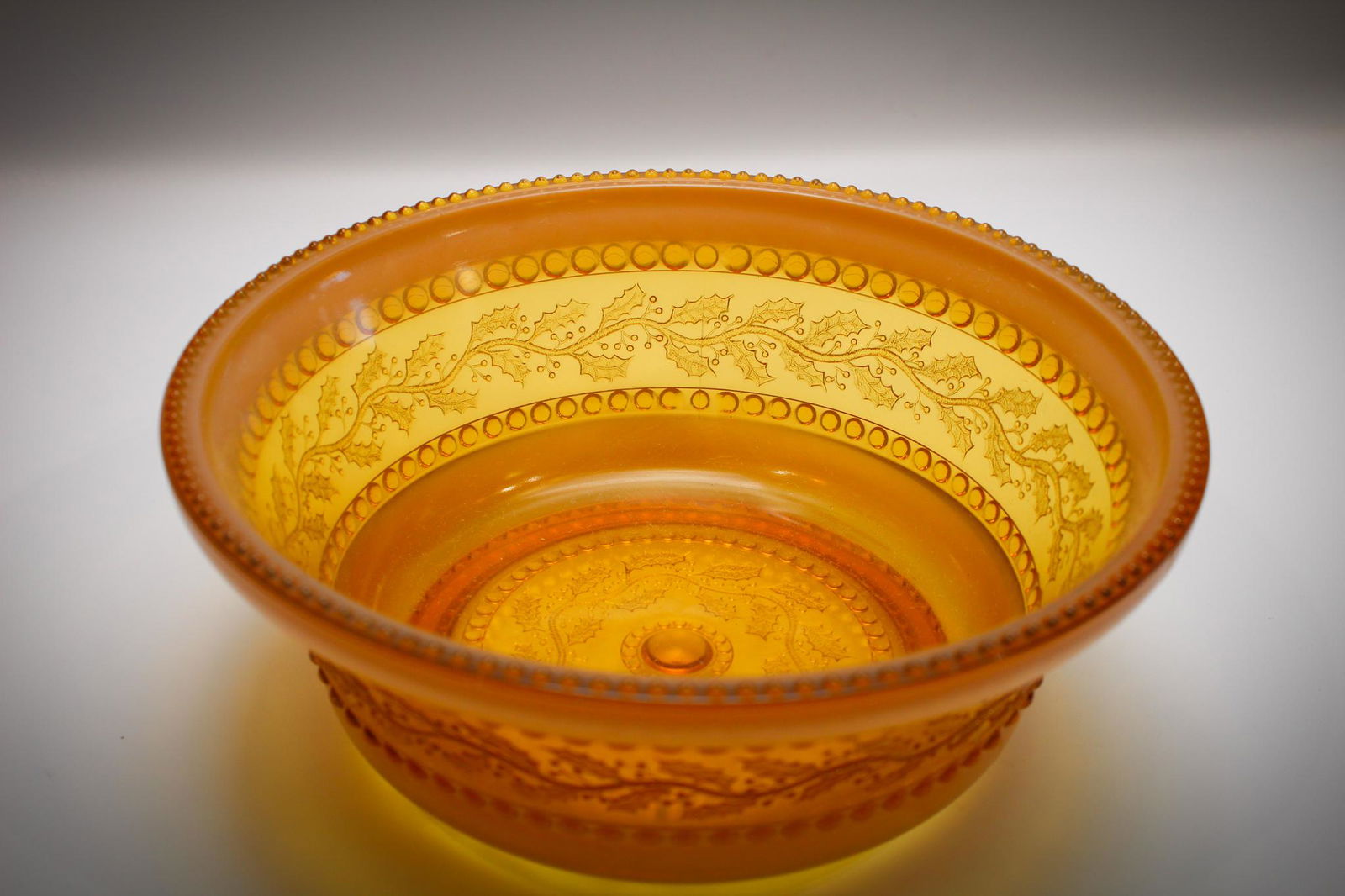 Greentown Holly Amber Master Berry Bowl (1 of 4)