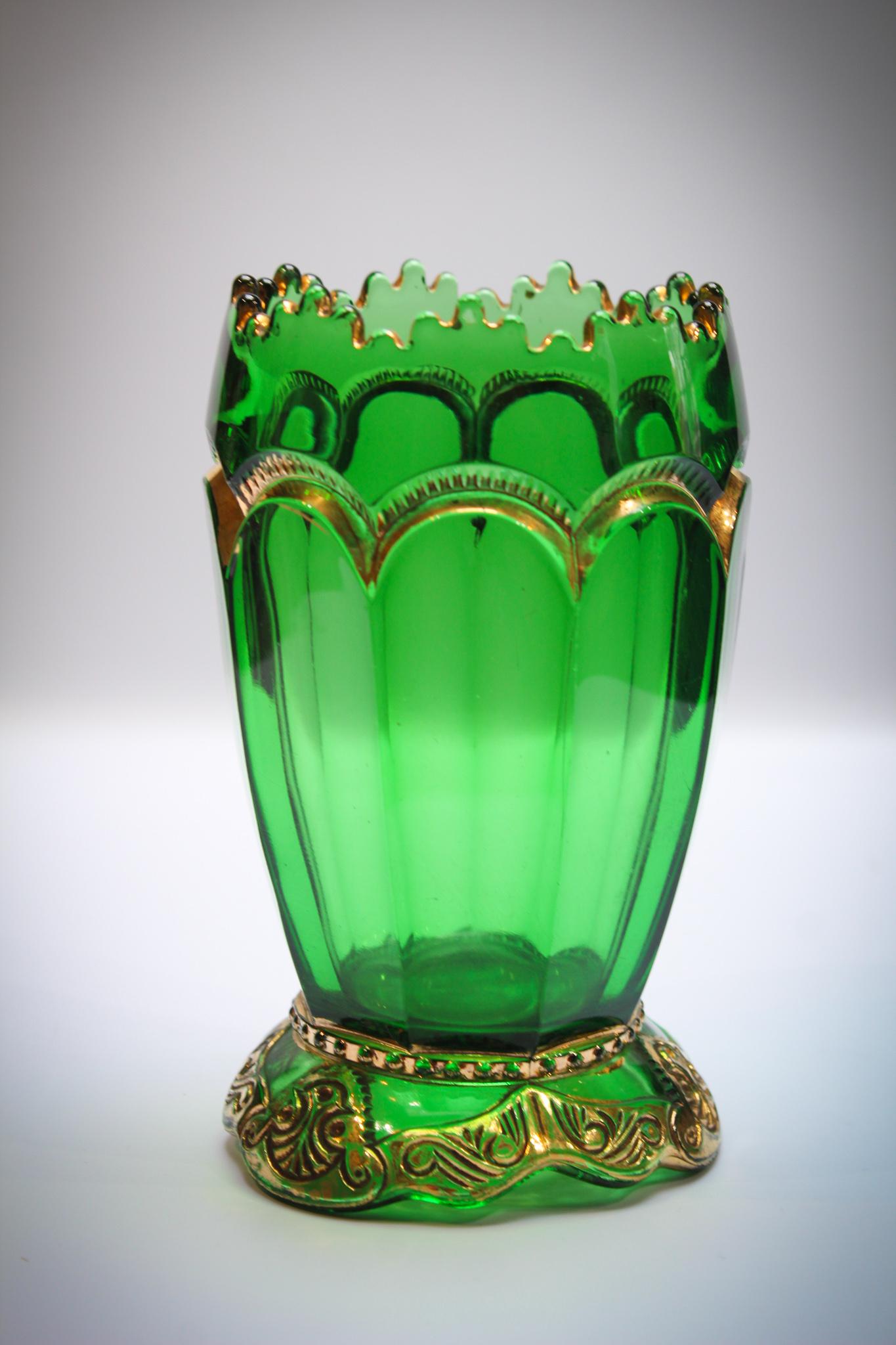 Riverside Glass Empress Celery Vase (1 of 3)