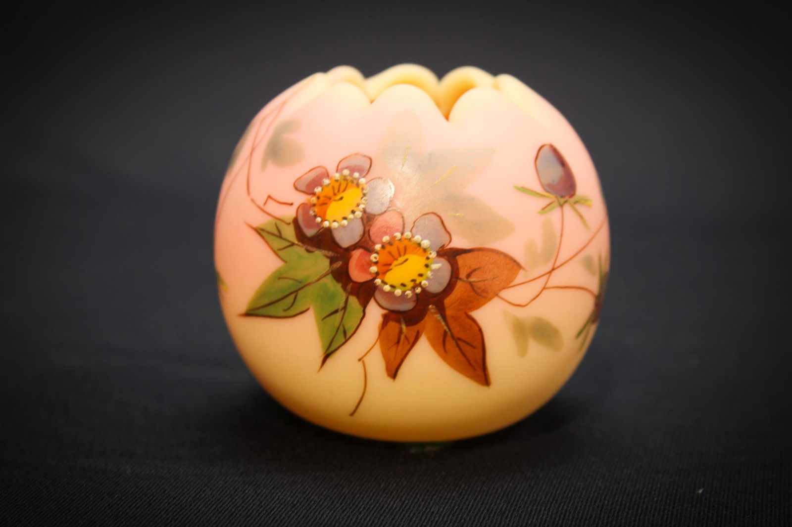 Webb Burmese glass miniature Victorian Rosebowl (1 of 4)