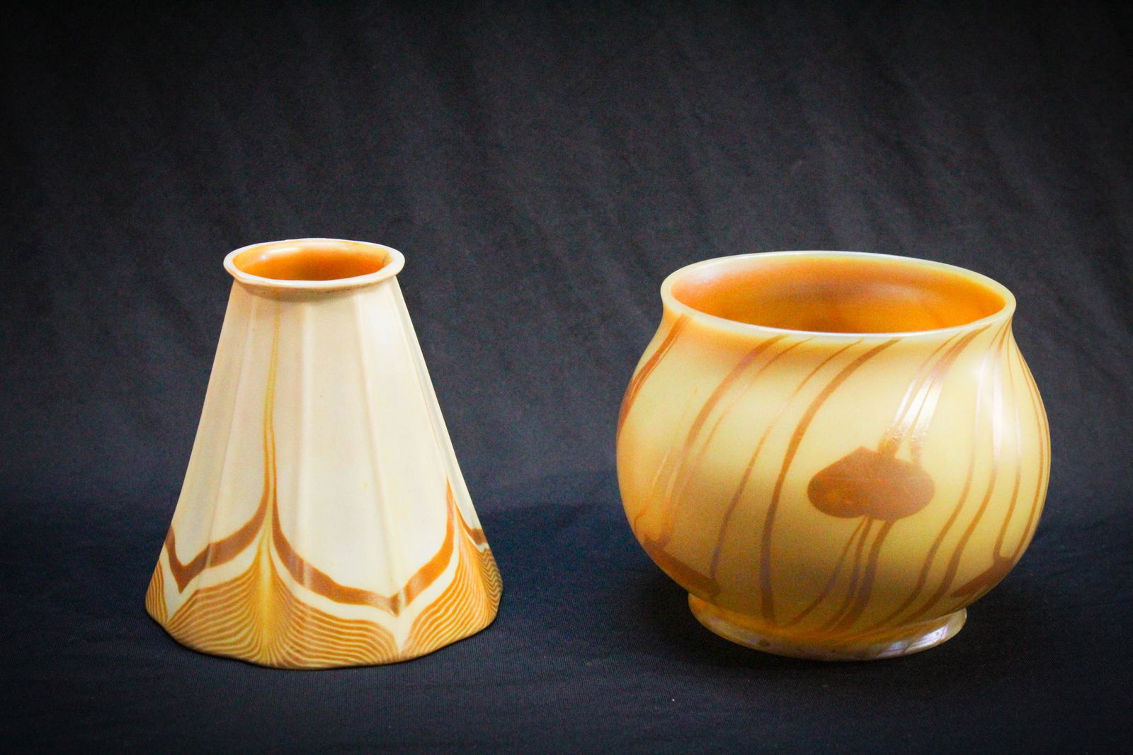 2 pc Lot Steuben Fostoria Art Glass Shades (1 of 7)