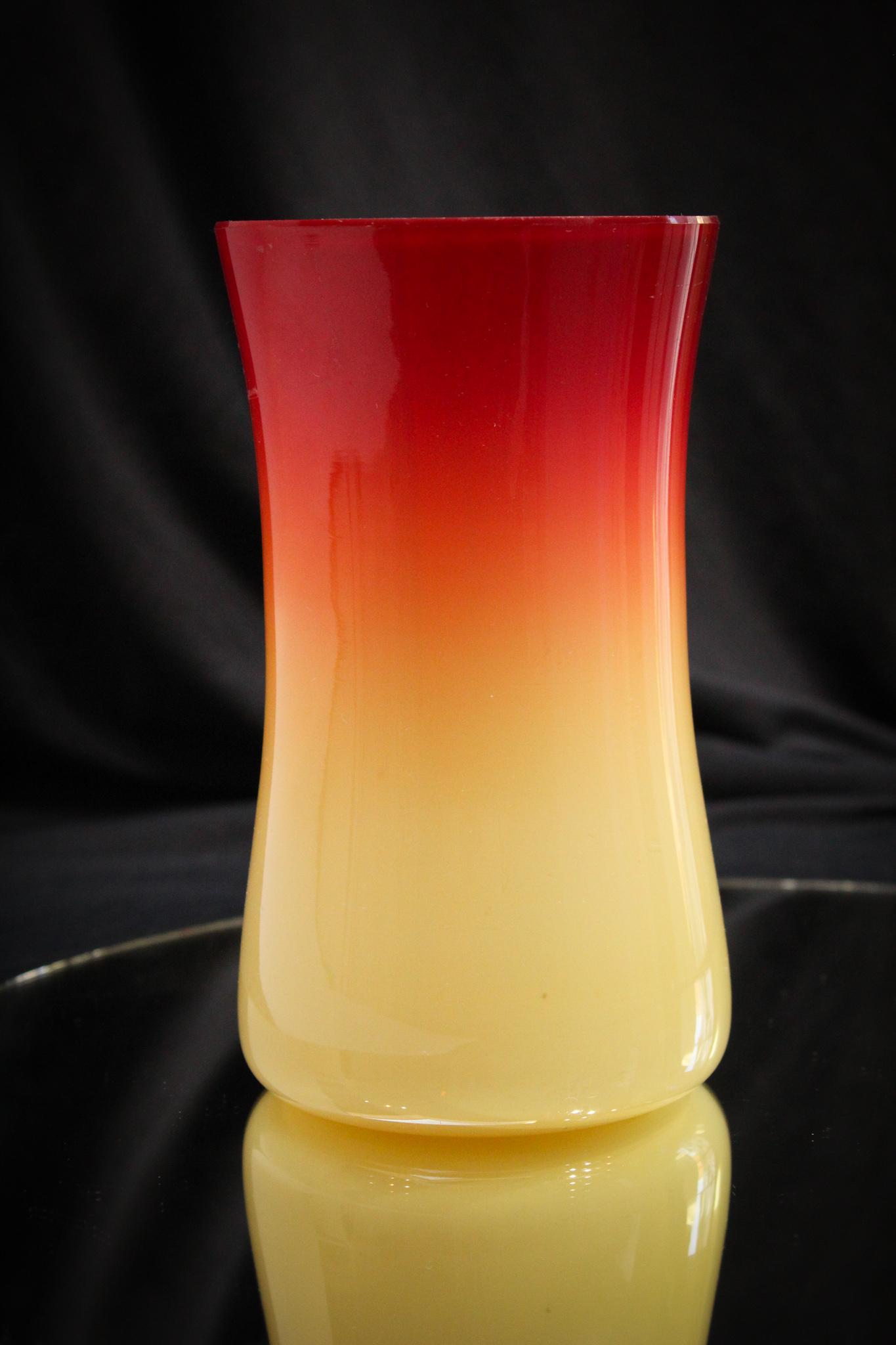 Victorian Scarce Wheeling Peachblow glass Celery Vase (1 of 5)