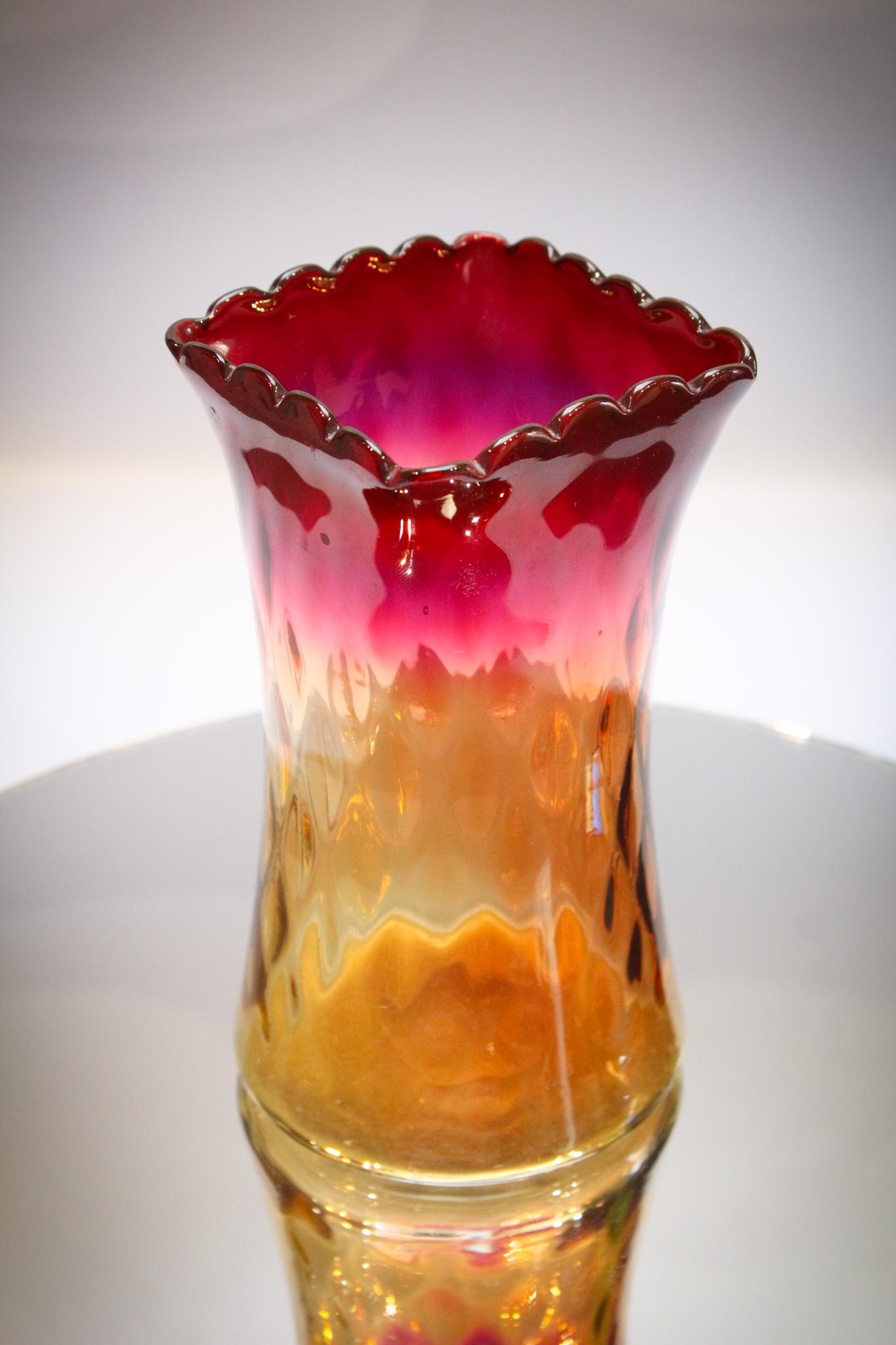 New England Amberina Celery vase (1 of 6)