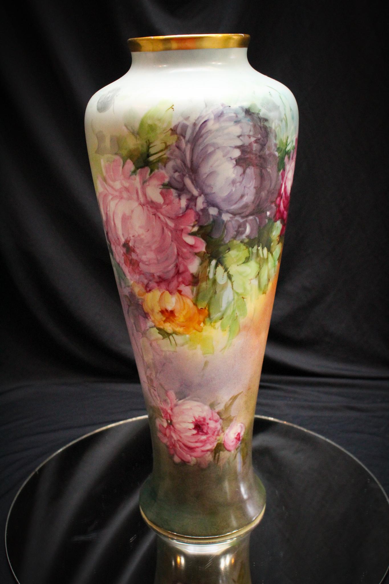 15" unsigned Victorian Porcelain Chrysanthemum vase (1 of 5)