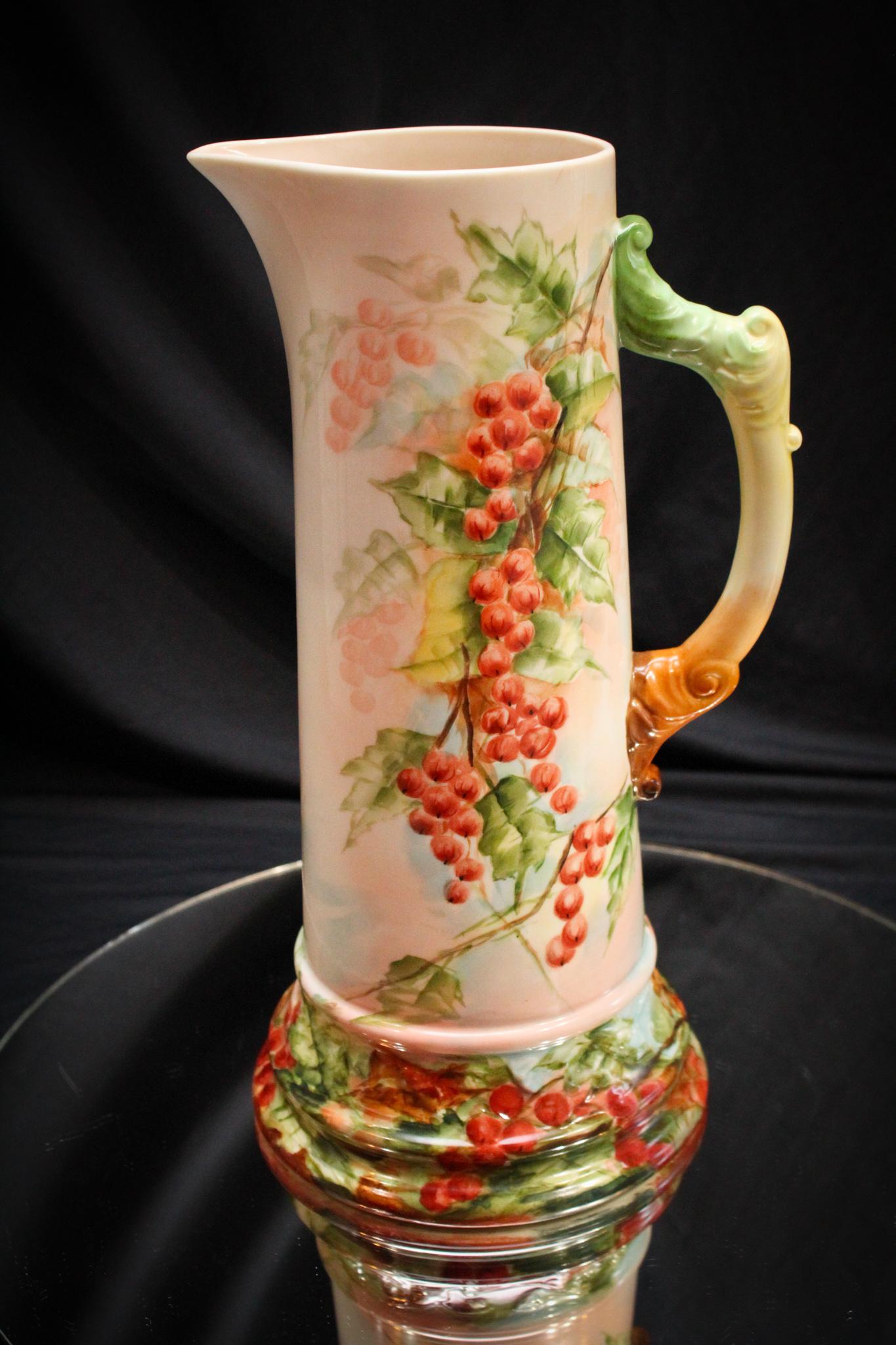 Willets Bellek Tankard Pitcher Currant dÃ©cor (1 of 5)