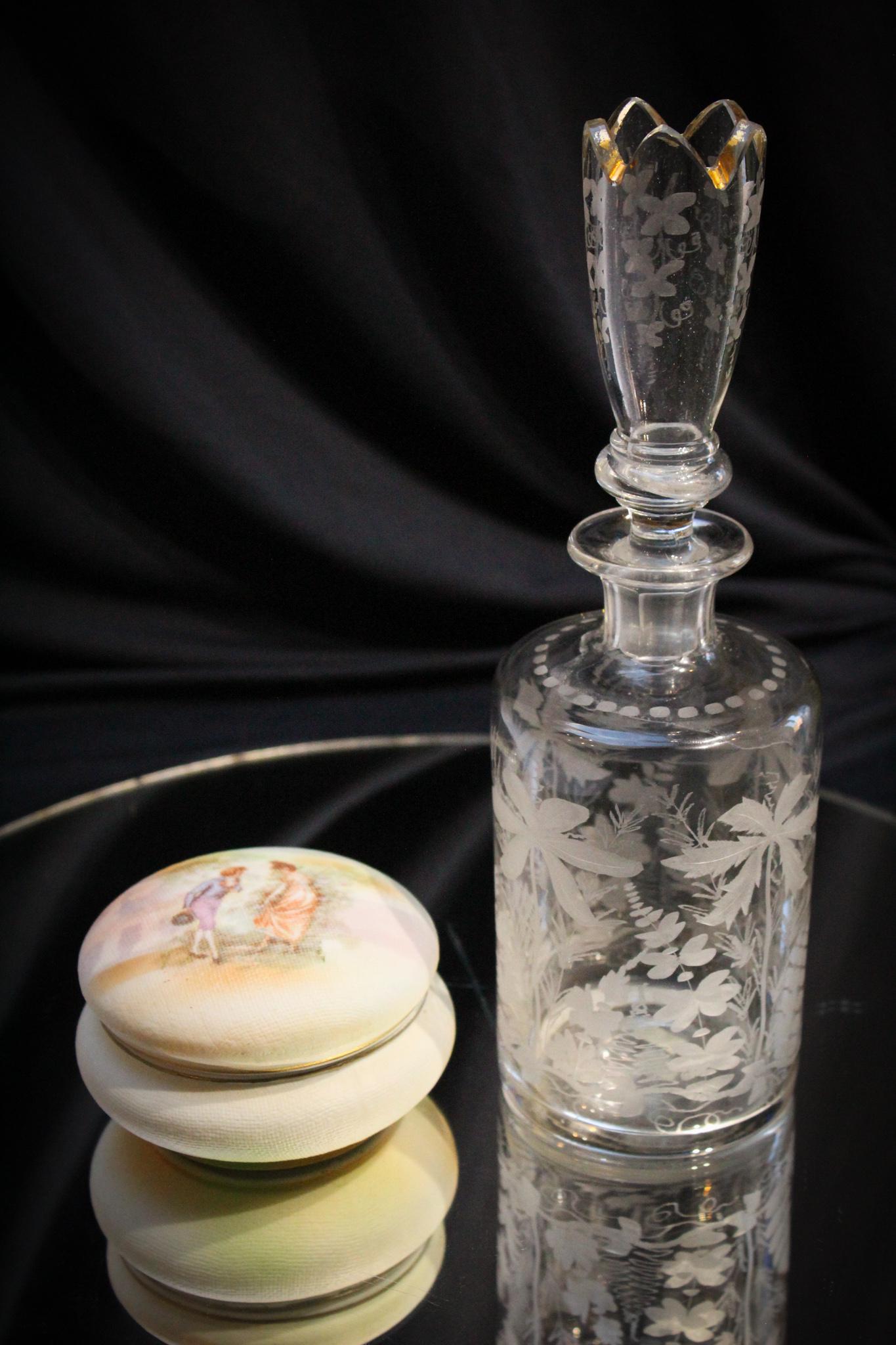 2 pc Lot Victorian Royal Bayreuth Vanity Cologne (1 of 9)