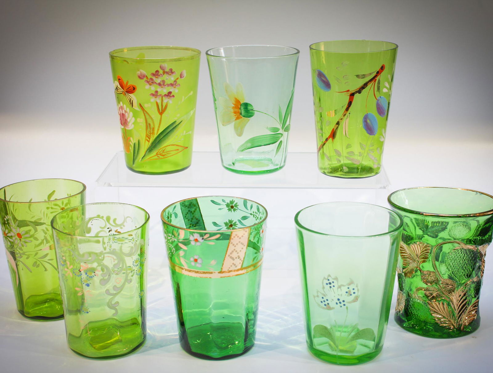 8 pc Lot Victorian Glass Tumblers (1 of 3)