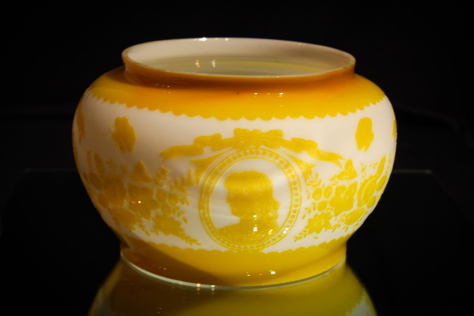 Mt. Washington Cameo Glass Lamp Base Font: Crisp lemon yellow Mt. Washington Glass cameo acid cut back lamp base font. Great piece to complete your lamp. Tough to find if you don't need one or do.