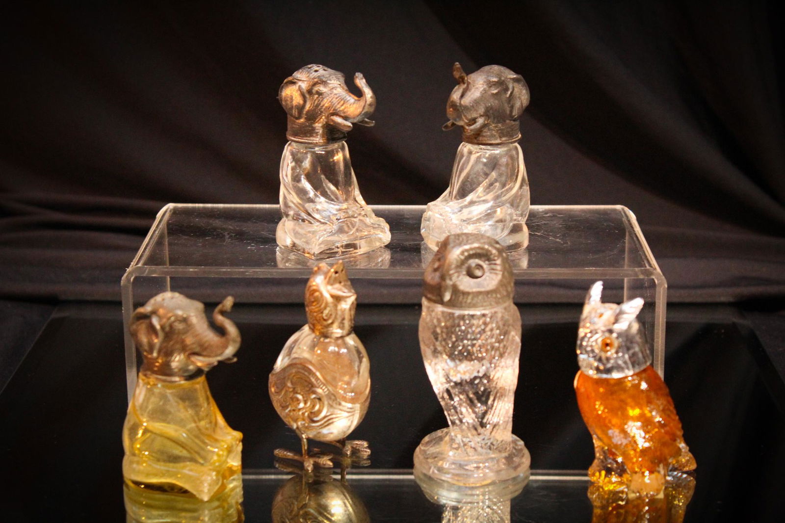 6 pc Lot Victorian Figural Critter Salt Shakers: These little charmers always bring a smile to our faces. How unique an idea to make figural salt shakers like this back in the day. Lot includes a nice amber owl. Hoo's going to buy this lot? Tallest