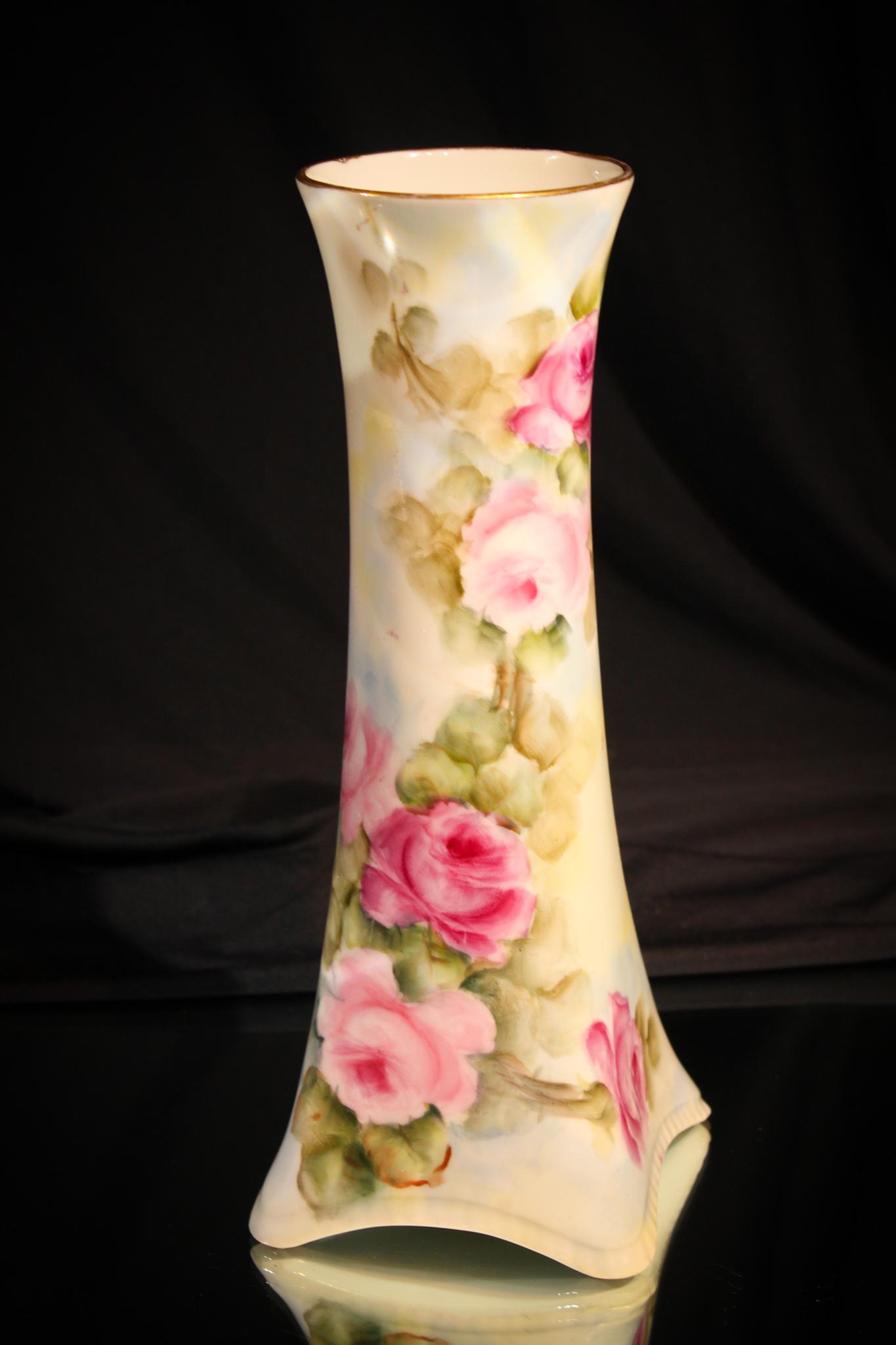 Bavaria Roses & Gold Decor Porcelain Vase: Lovely Rose dÃ©cor Bavarian Porcelain 10 1/4" vase. Exceptional color and detail.