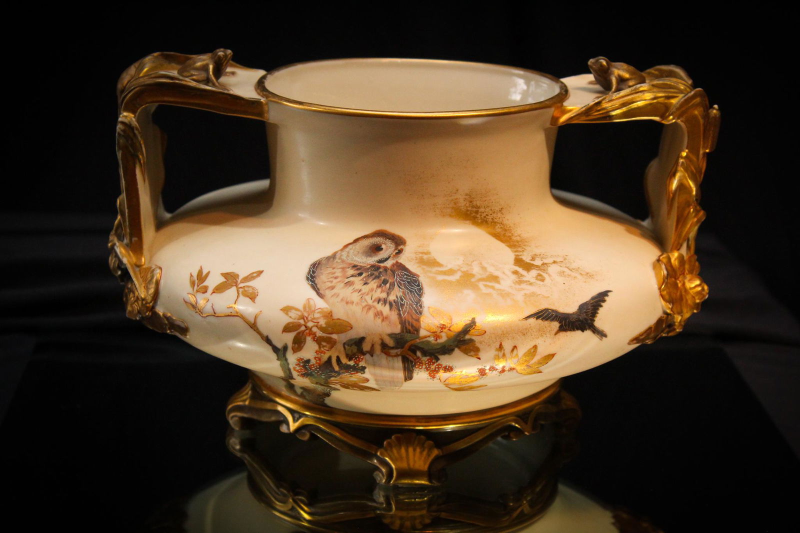 Royal Worcester attr. Figural Porcelain Owl vase: Folks, this piece is special and LARGE. Attributed to Royal Worcester, this piece has it all going on it. Beautiful hand painted owl and birds and lily pads. Three dimensional frogs are present on the