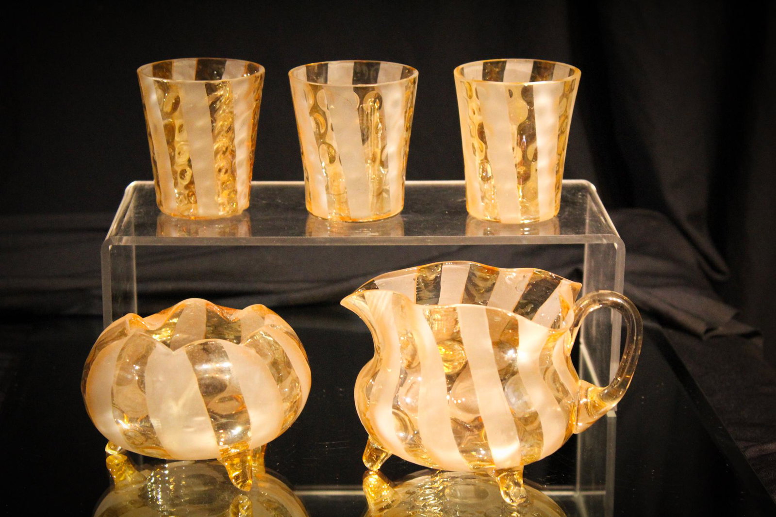 5 pc Lot Victorian Pomona Stripe Glass Lot: What pretty glass this is. This 5 piece lot Striped Midwest Pomona dÃ©cor is so attractive. Very unusual. Nice assortment to start or complete your collection. Tallest measures 3 1/2" tall.
