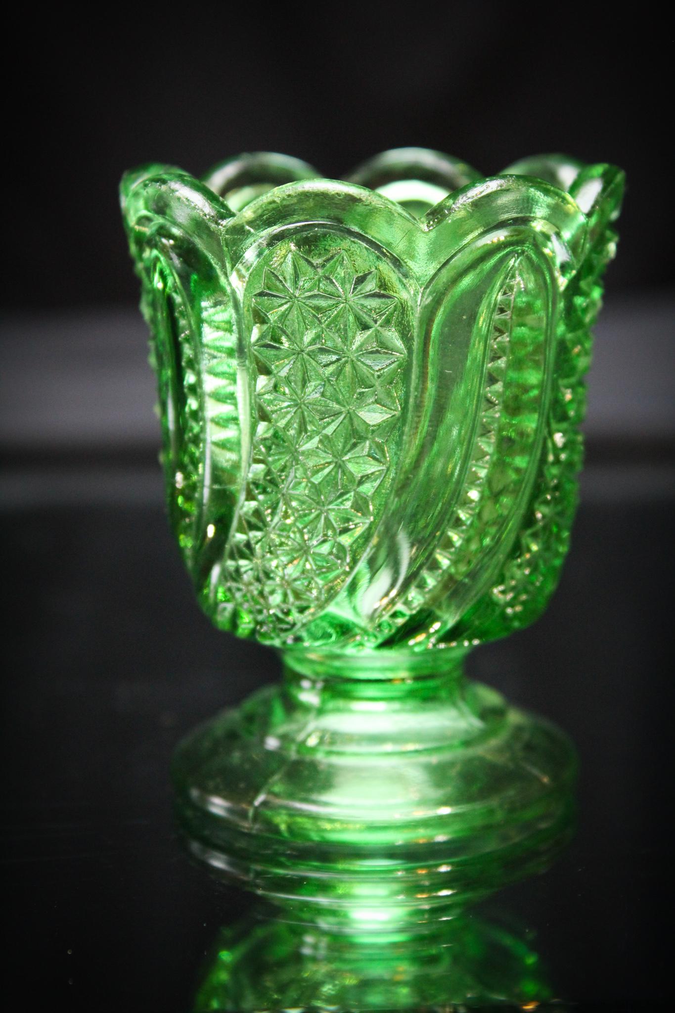 McKee Doric Feather Victorian Toothpick Holder: Seldom found, this is a nice one. A McKee Doric or Feather pattern Victorian toothpick Holder. Nice.