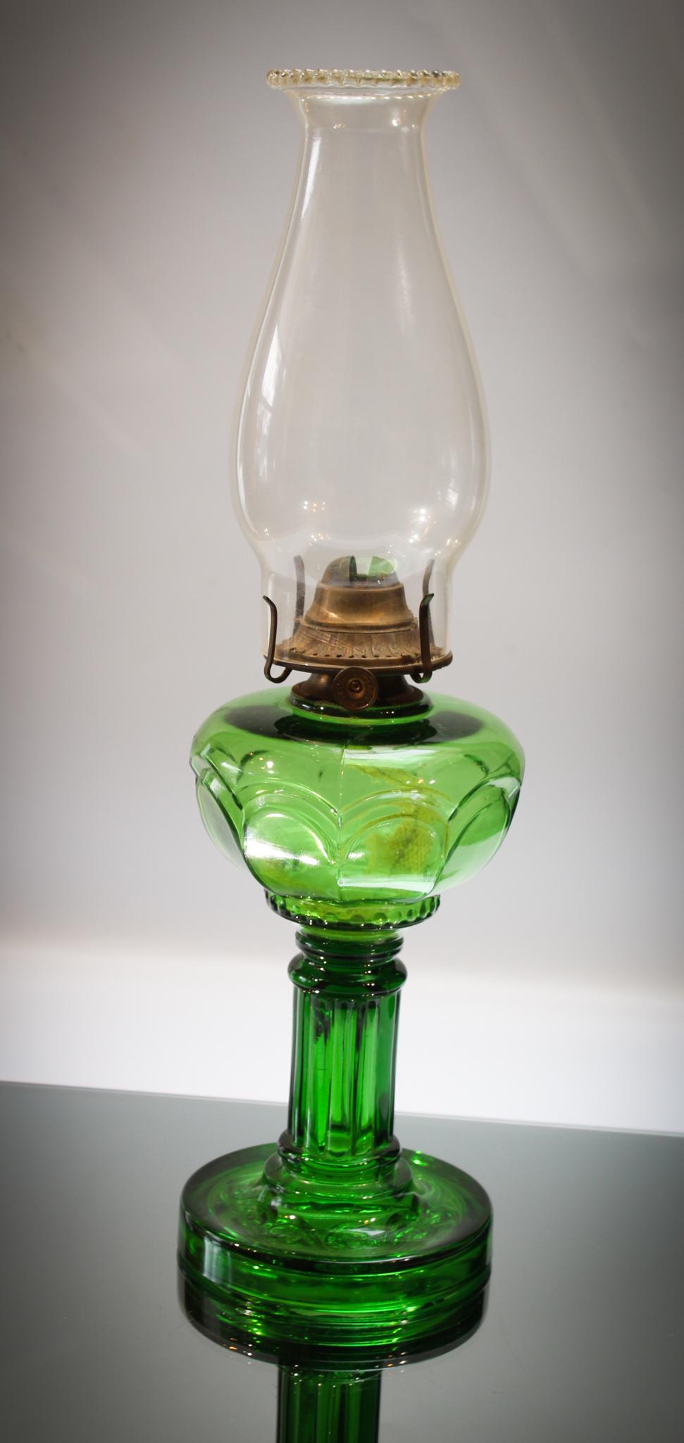 Riverside Green EAPG Standard Oil Lamp: Nice Riverside Glass Victorian Standard Oil Lamp. Lamp has excellent color and pattern definition. Measures 8" tall to the collar.