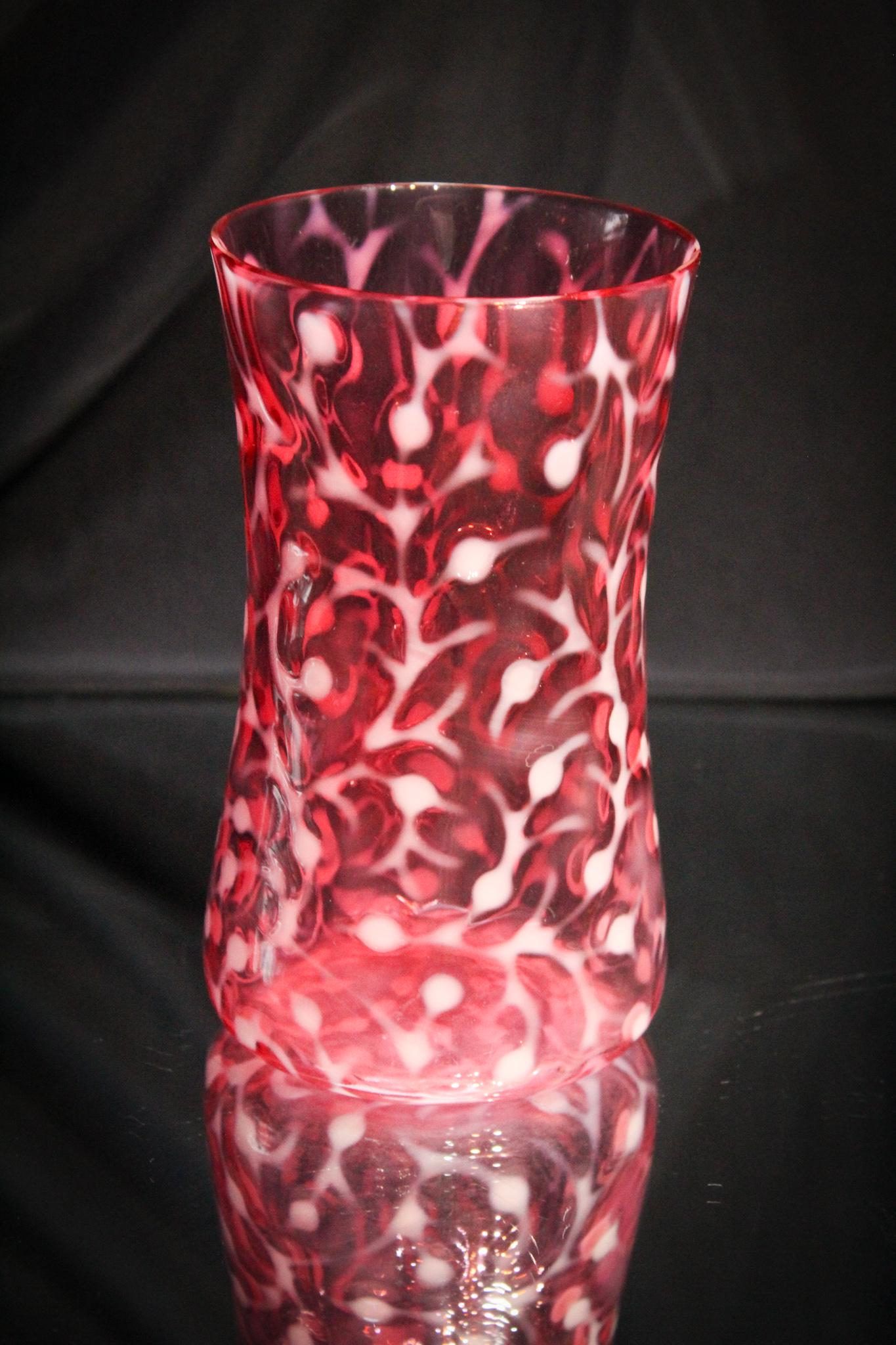 Cranberry Opalescent Seaweed Celery Vase (1 of 4)