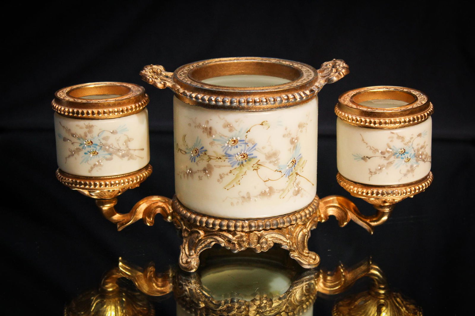 Scarce Wavecrest Smoking Set (1 of 5)