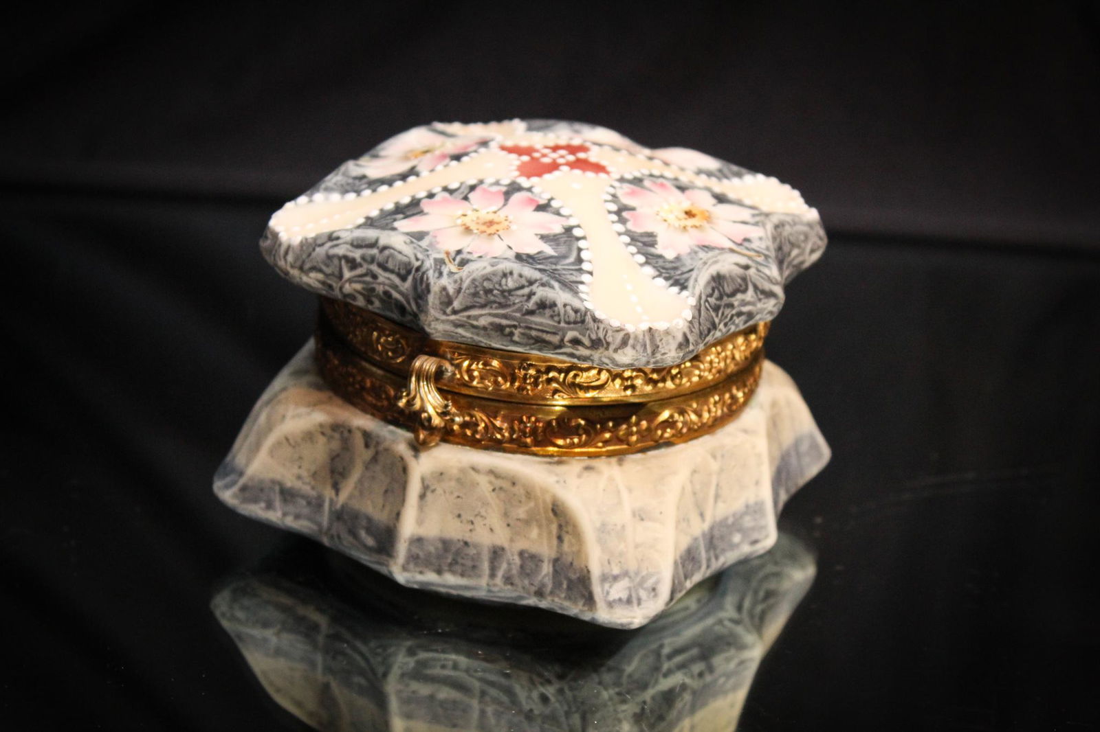 Wavecrest Kelva Box (1 of 5)