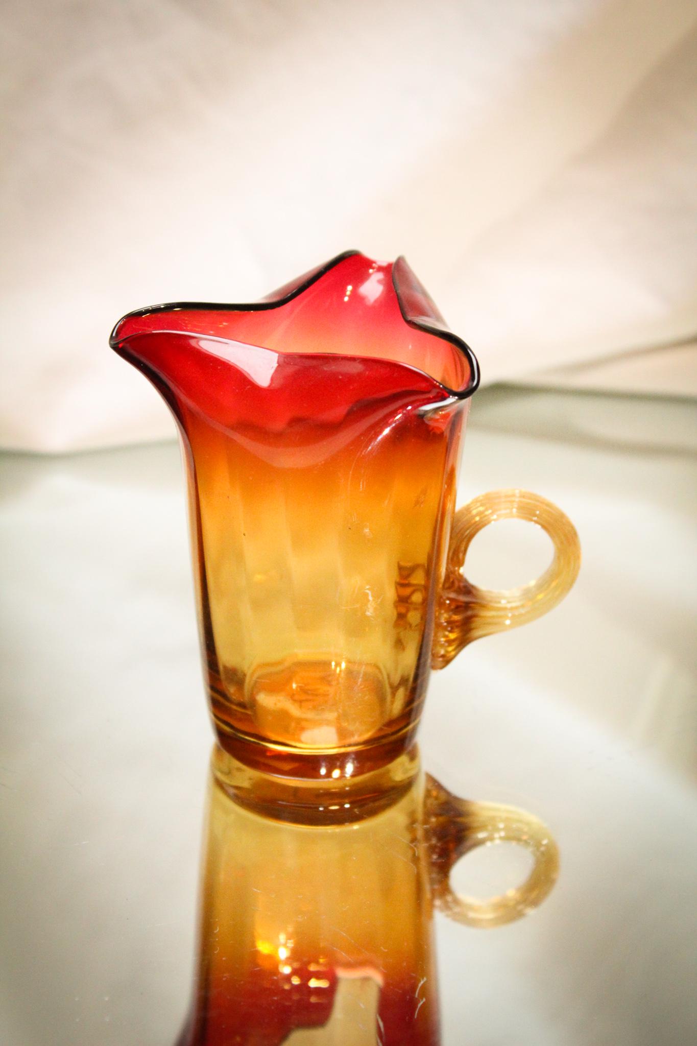 Libbey Amberina Glass Tri Corner Creamer (1 of 4)