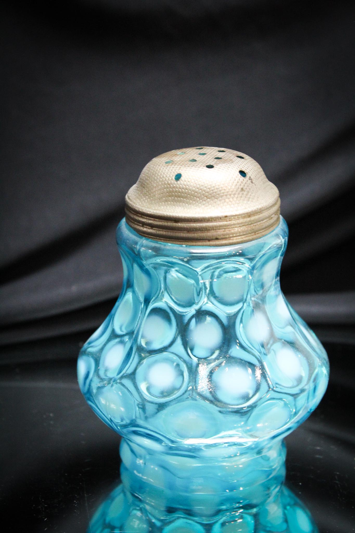 Northwood Blue Opalescent Sugar Shaker (1 of 4)