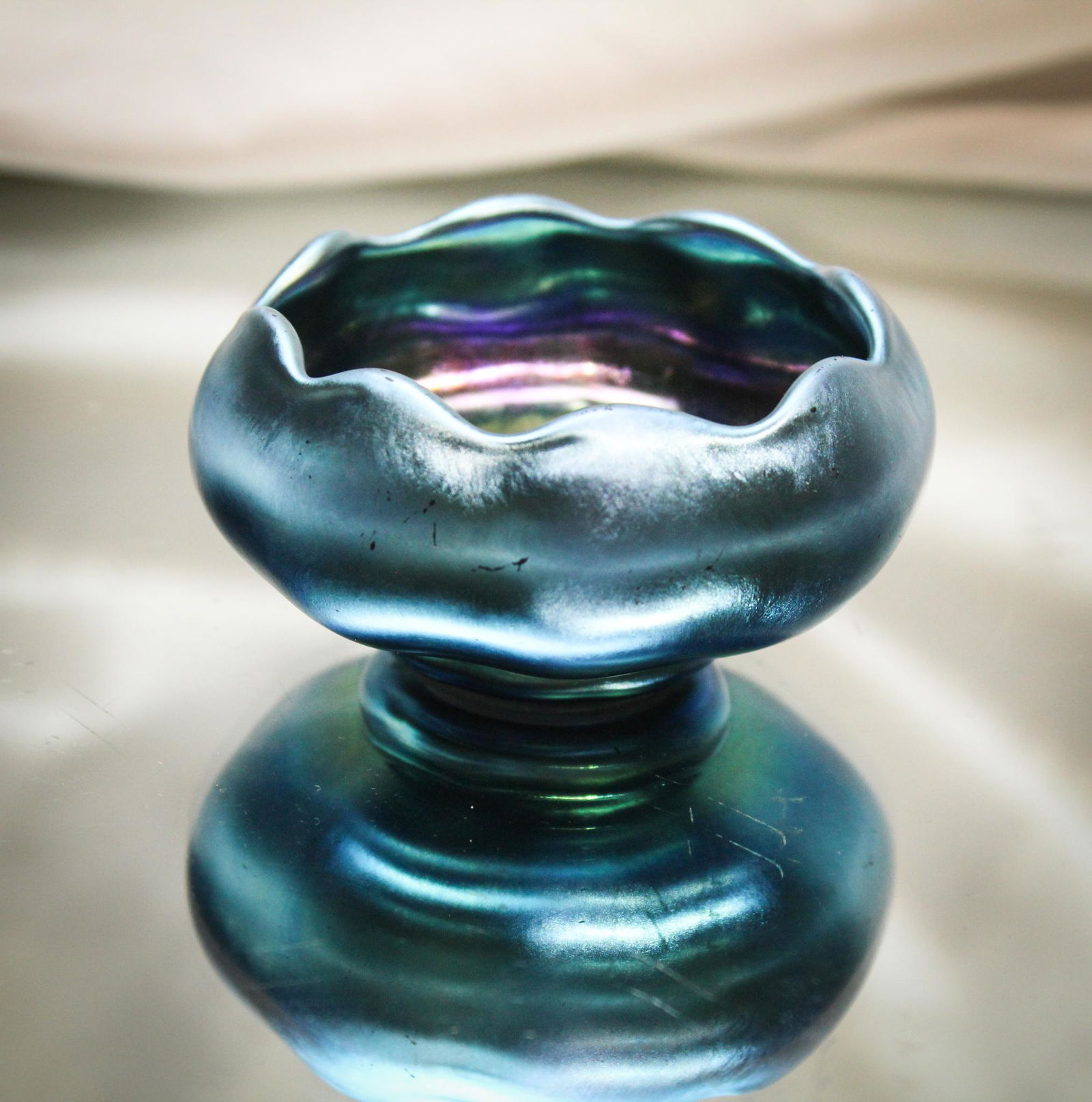 Steuben Blue Aurene Open salt (1 of 6)