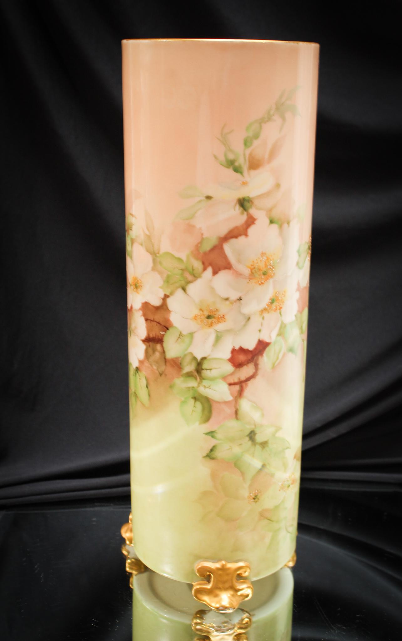 Porcelain Rose decoration Gilt Vase (1 of 6)