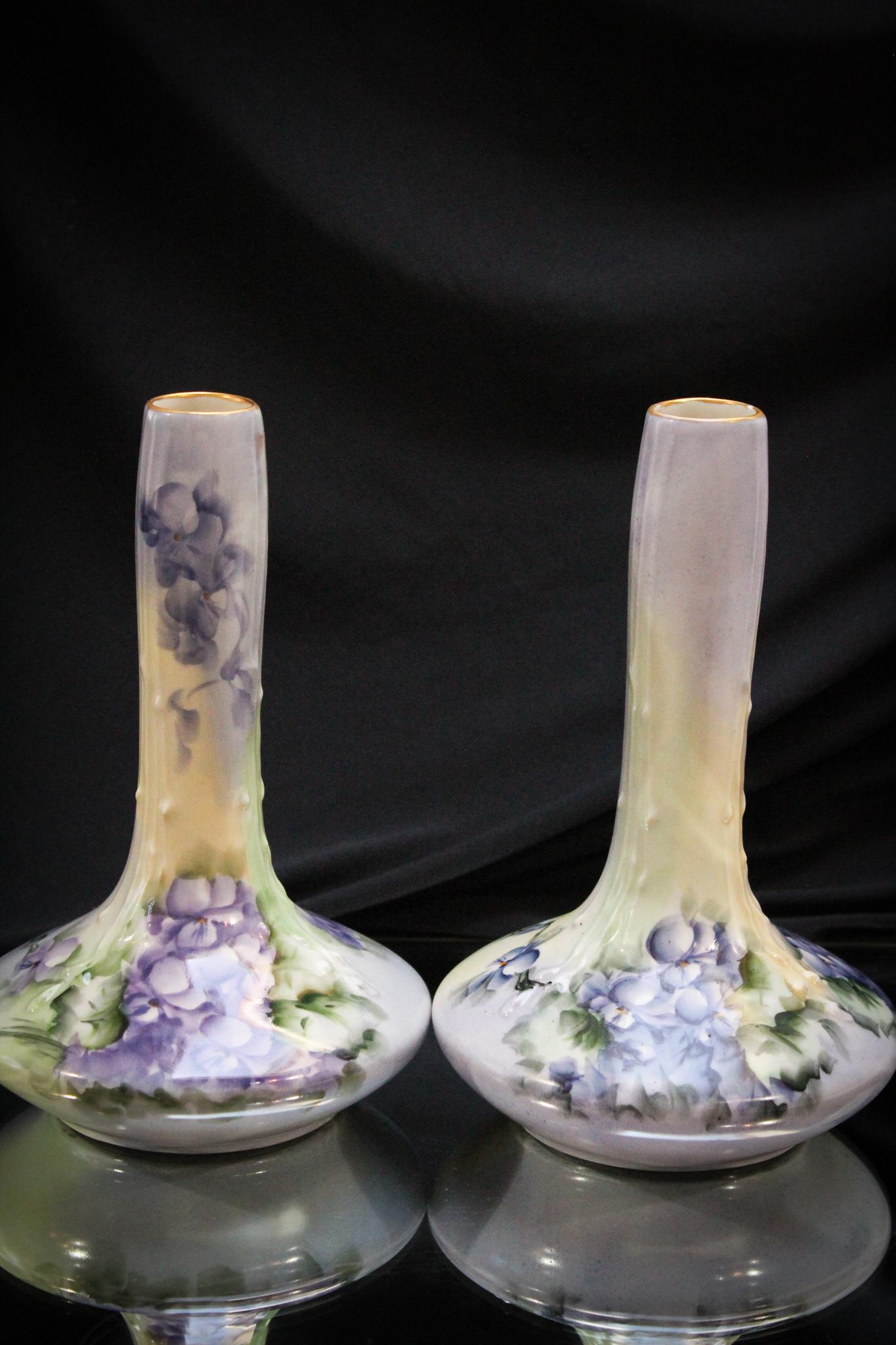 Pair JPL France Limoges Porcelana Violets Vases (1 of 6)