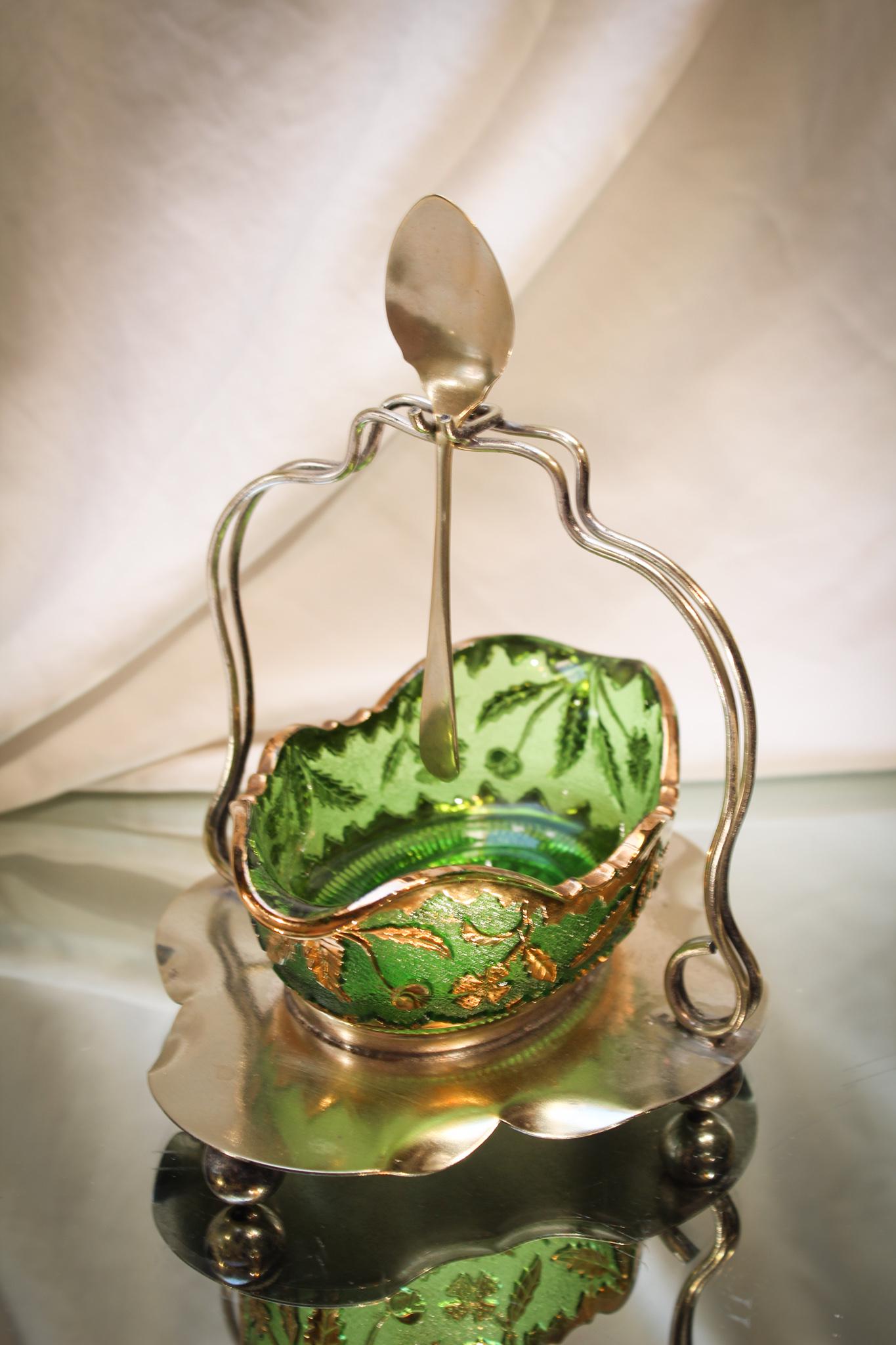 EAPG Mini Brides Bowl Silverplate Frame (1 of 4)