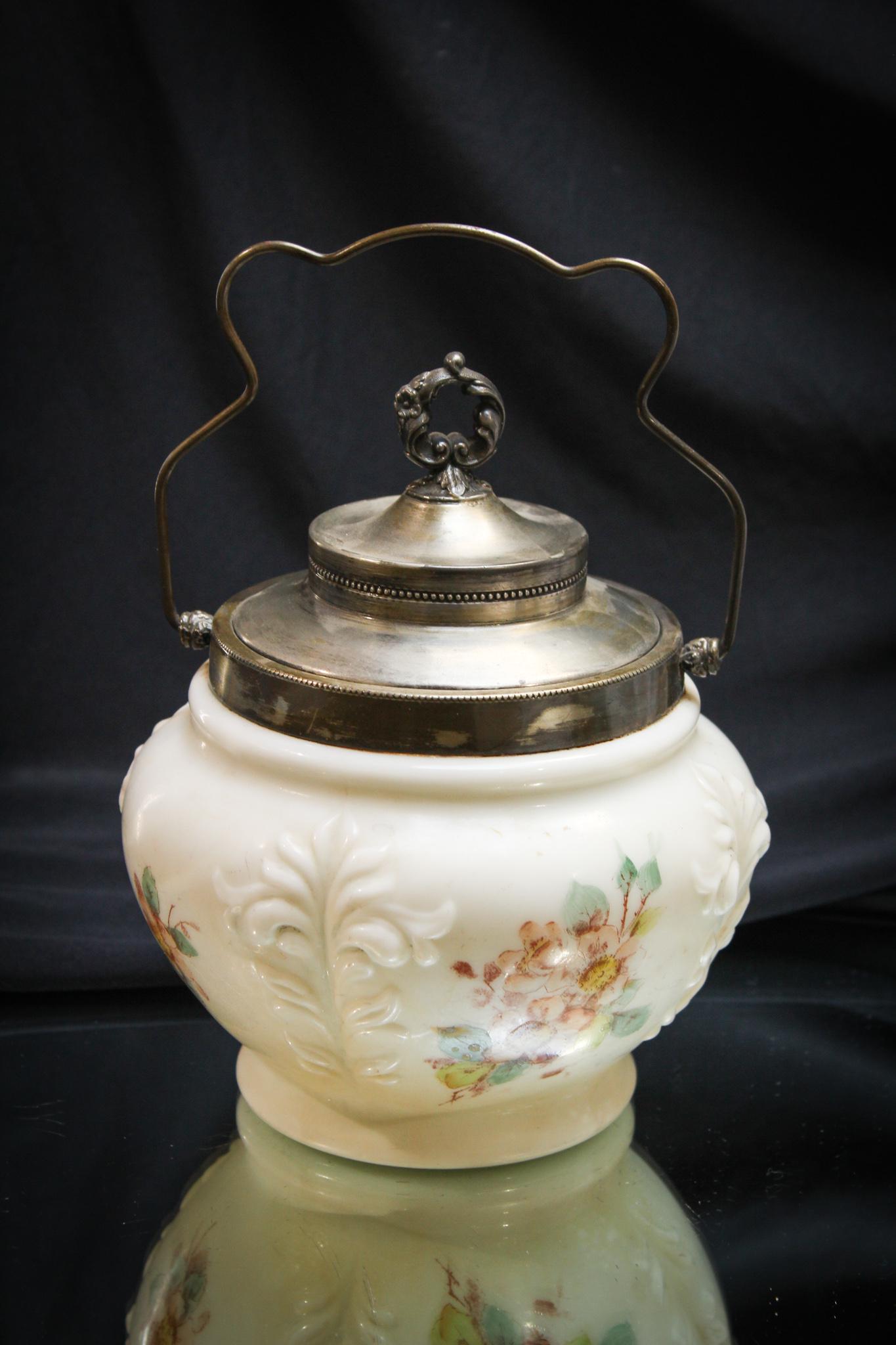 Wavecrest Embossed Floral Victorian Biscuit Jar (1 of 5)