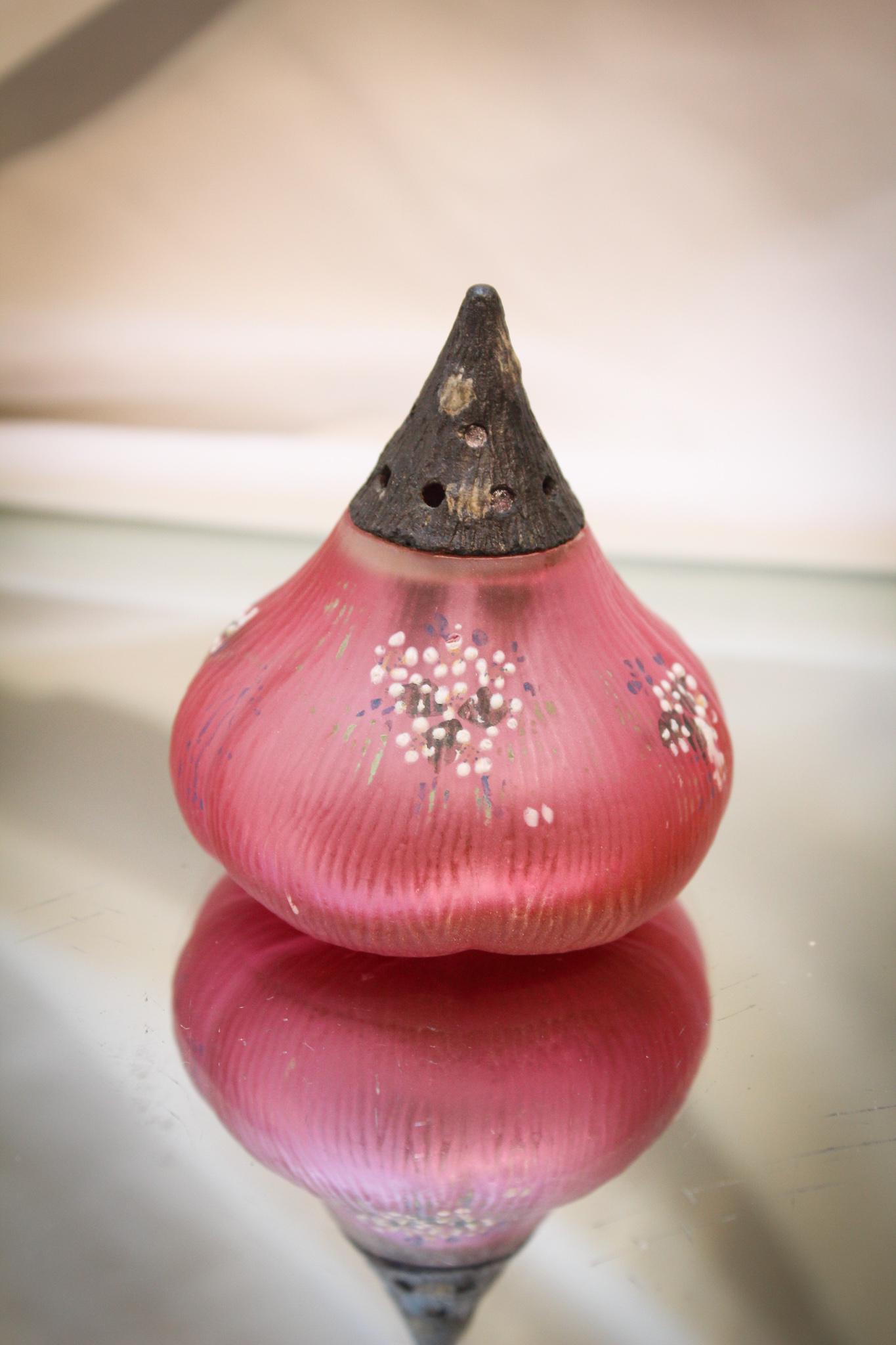 Mt. Washington Cranberry Fig Victorian Salt Shaker (1 of 4)