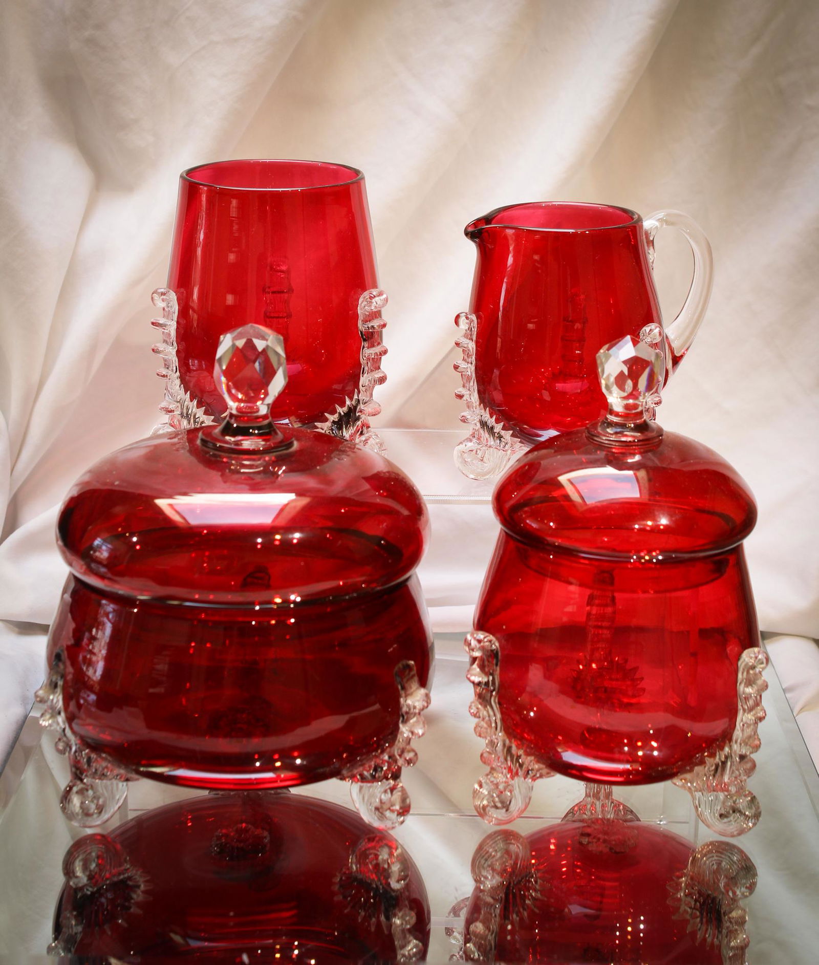 Hobb's Cranberry Victorian Leighton 4pc Table Set (1 of 7)