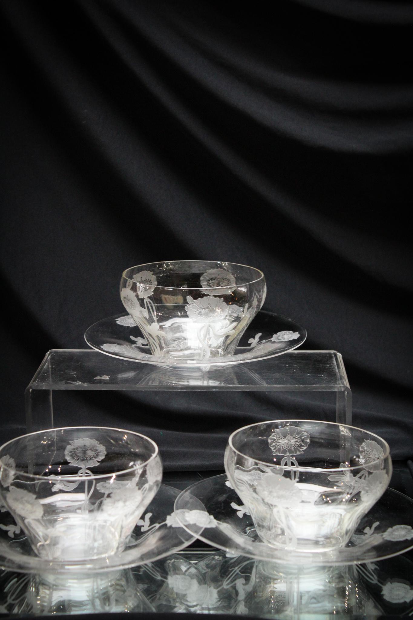 3 pc Lot Victorian Dorflinger Etched Finger Bowls & Plates: These wonderful etched finger bowls have an Art Noueau style dÃ©cor and are in the style of Locke Art glass or Dorflinger Kalana Poppy. Unconfirmed if these are or not, they are beautiful and very w