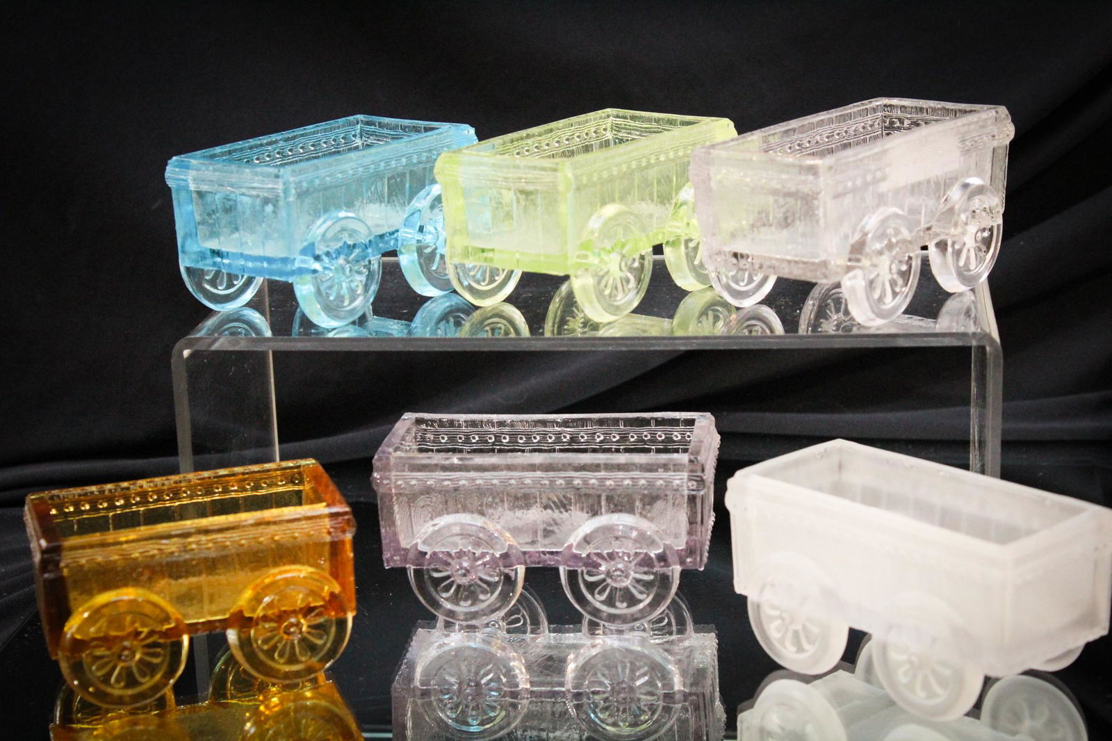 6 pc Lot Victorian Glass Wagon Open Salts (1 of 4)